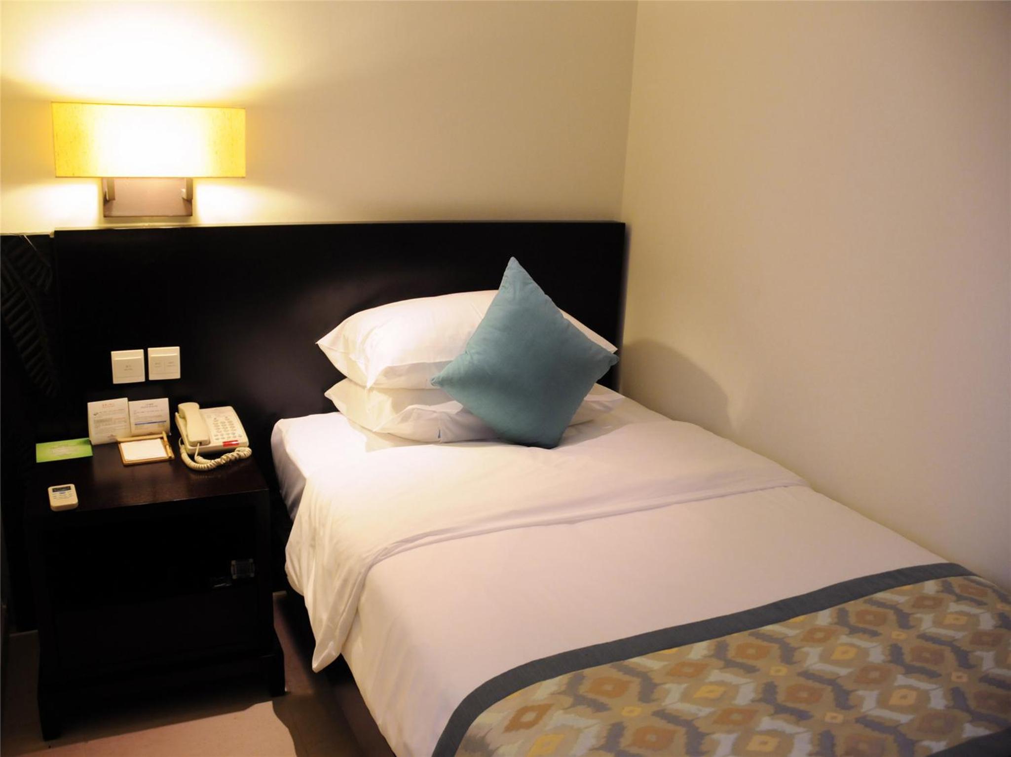 Two-Bedroom Family Suite - Photo 3