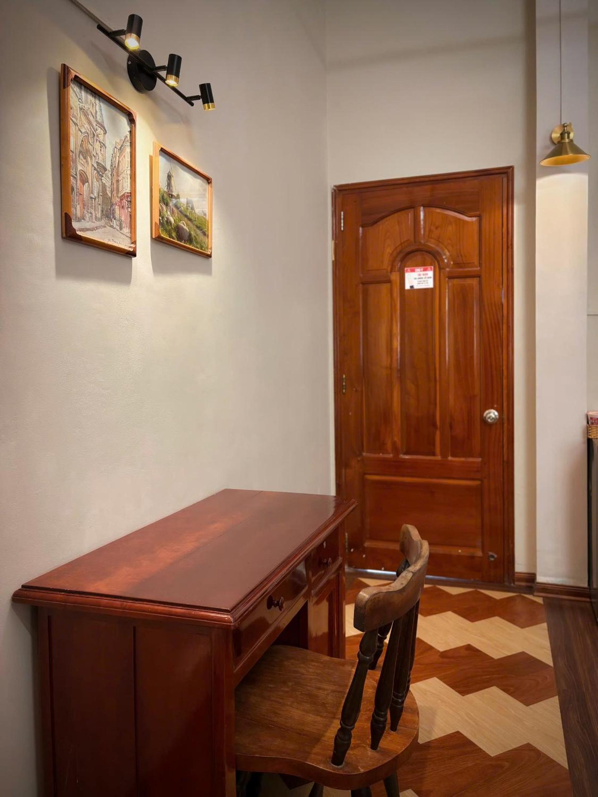 Large Double Room