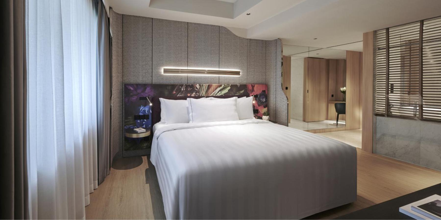 Lifestyle Premier Suite King