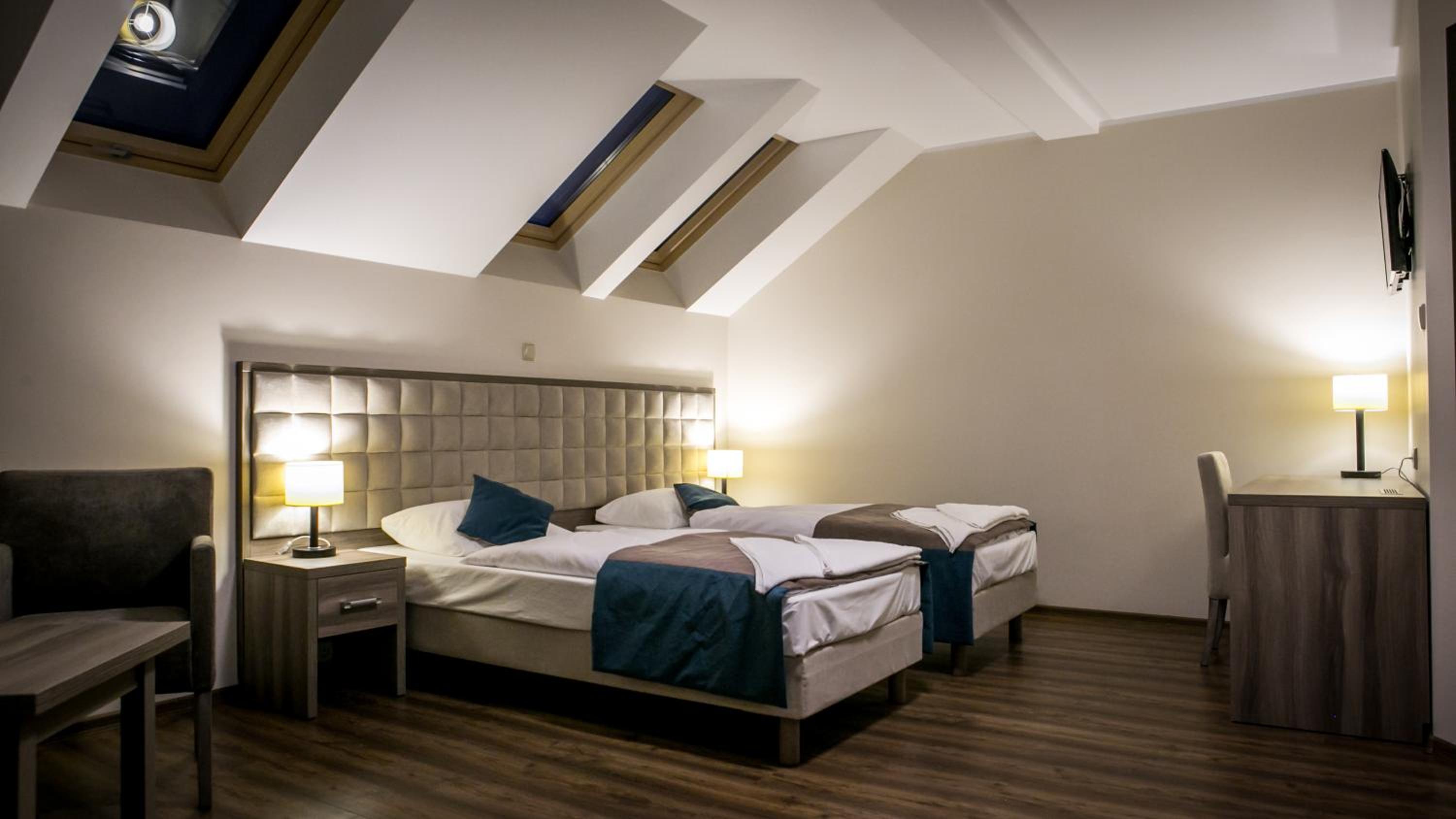 Triple Room - Photo 5