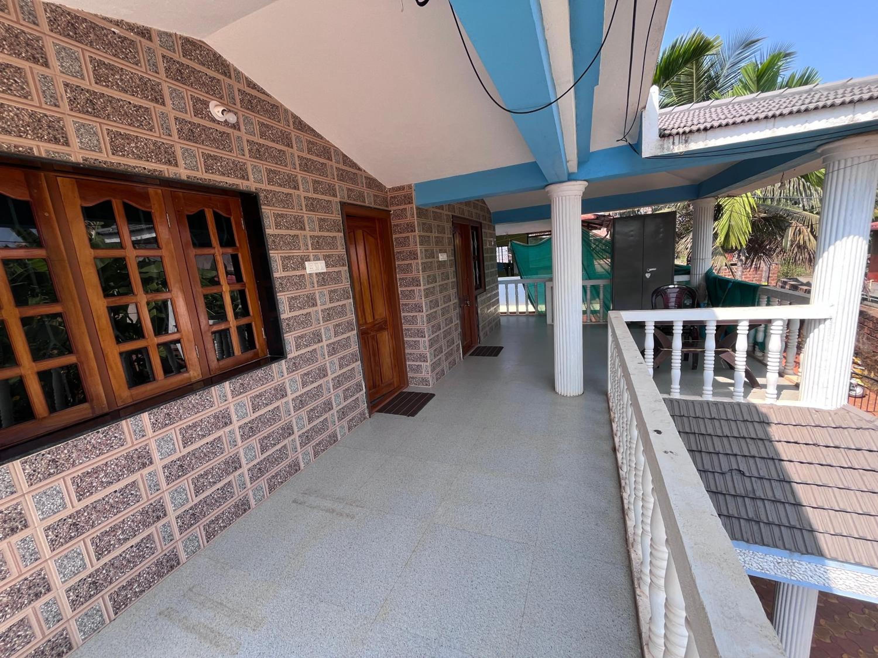 One-Bedroom House photo 2