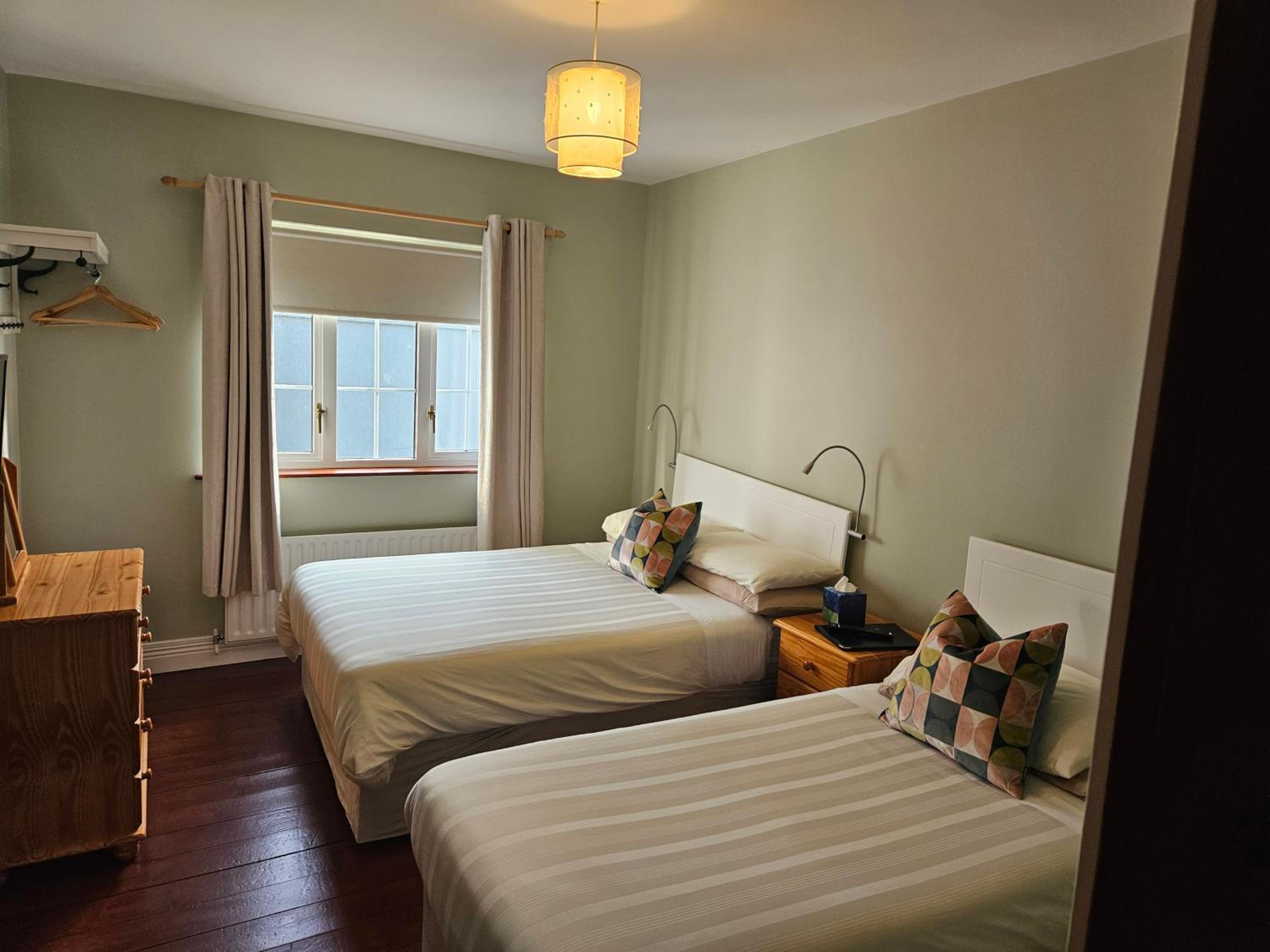 Triple Room with Private Bathroom photo 3