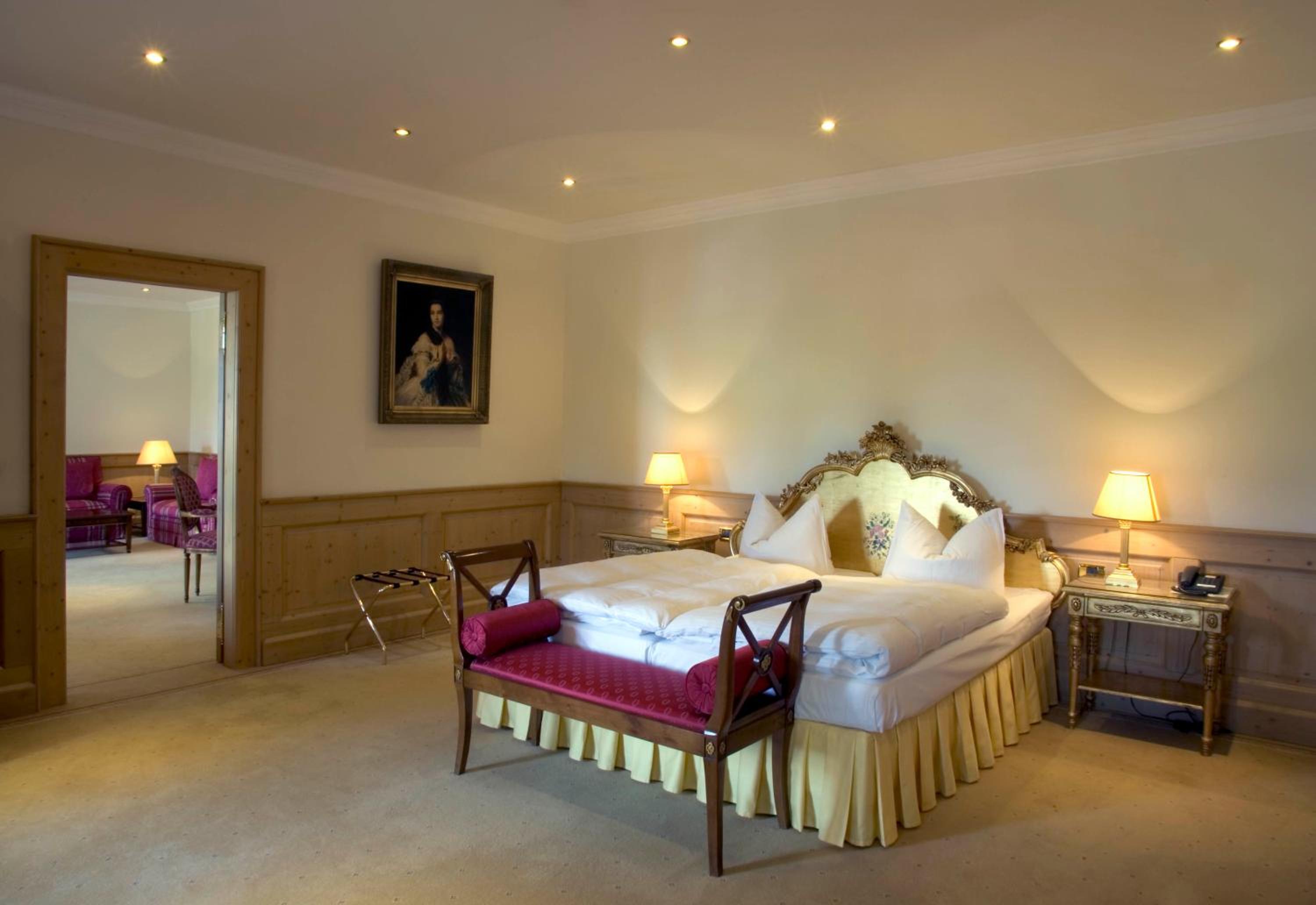Deluxe Suite photo 3