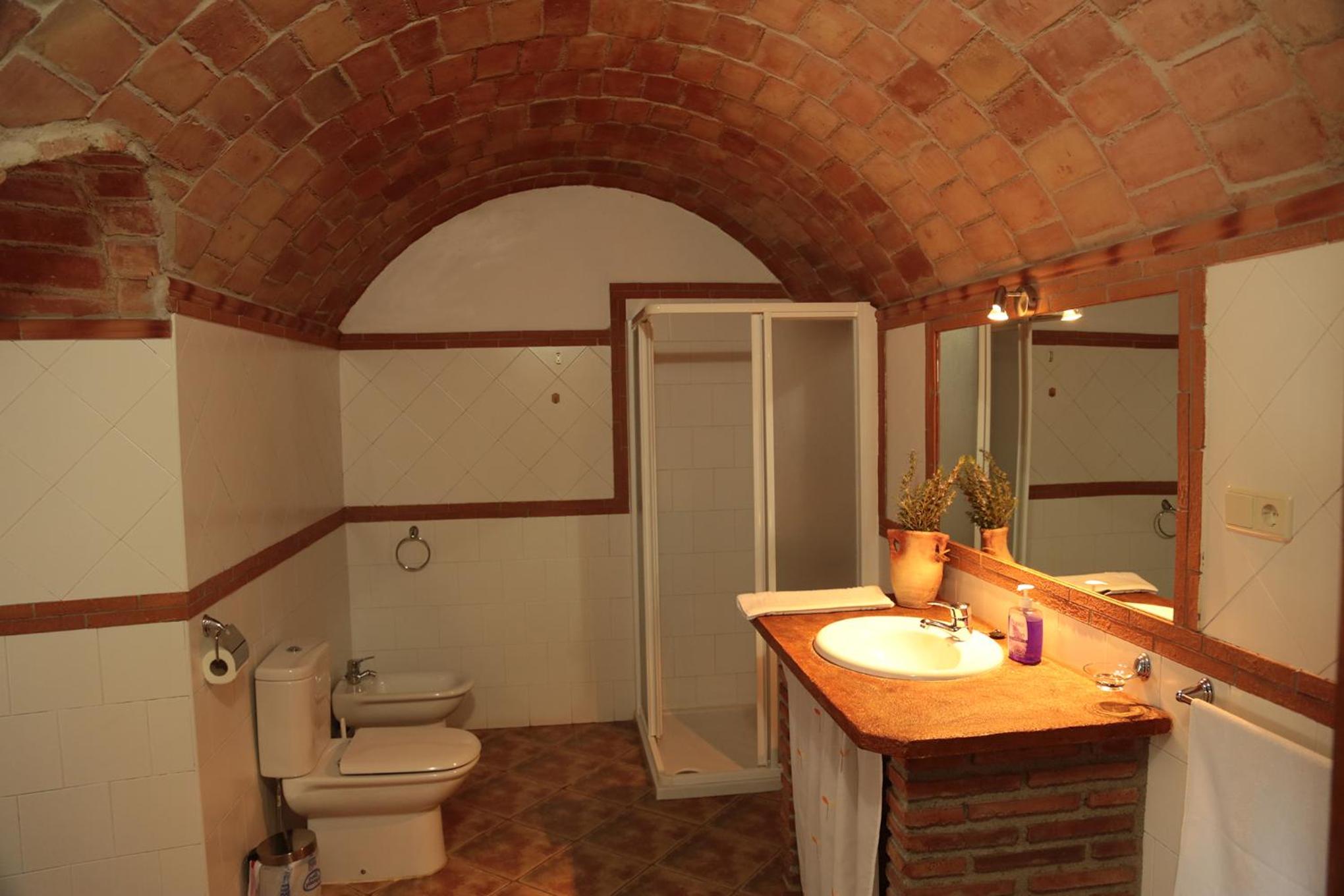 Cave (4 Adults) photo 2