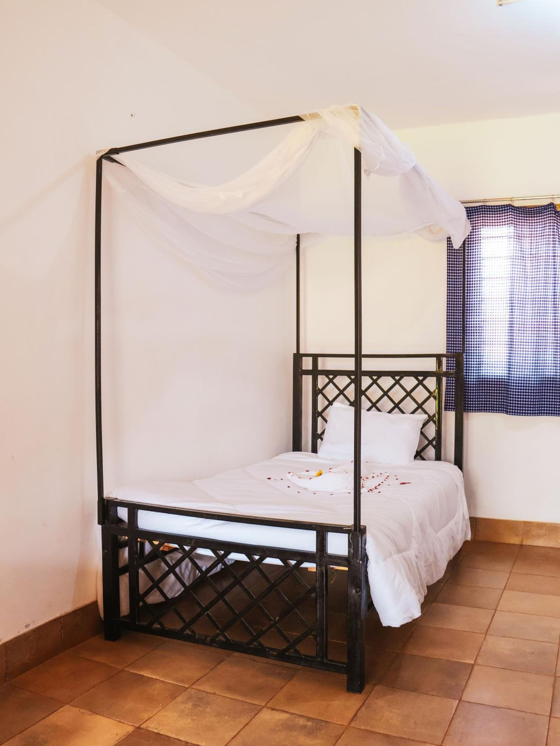 Budget Single Room