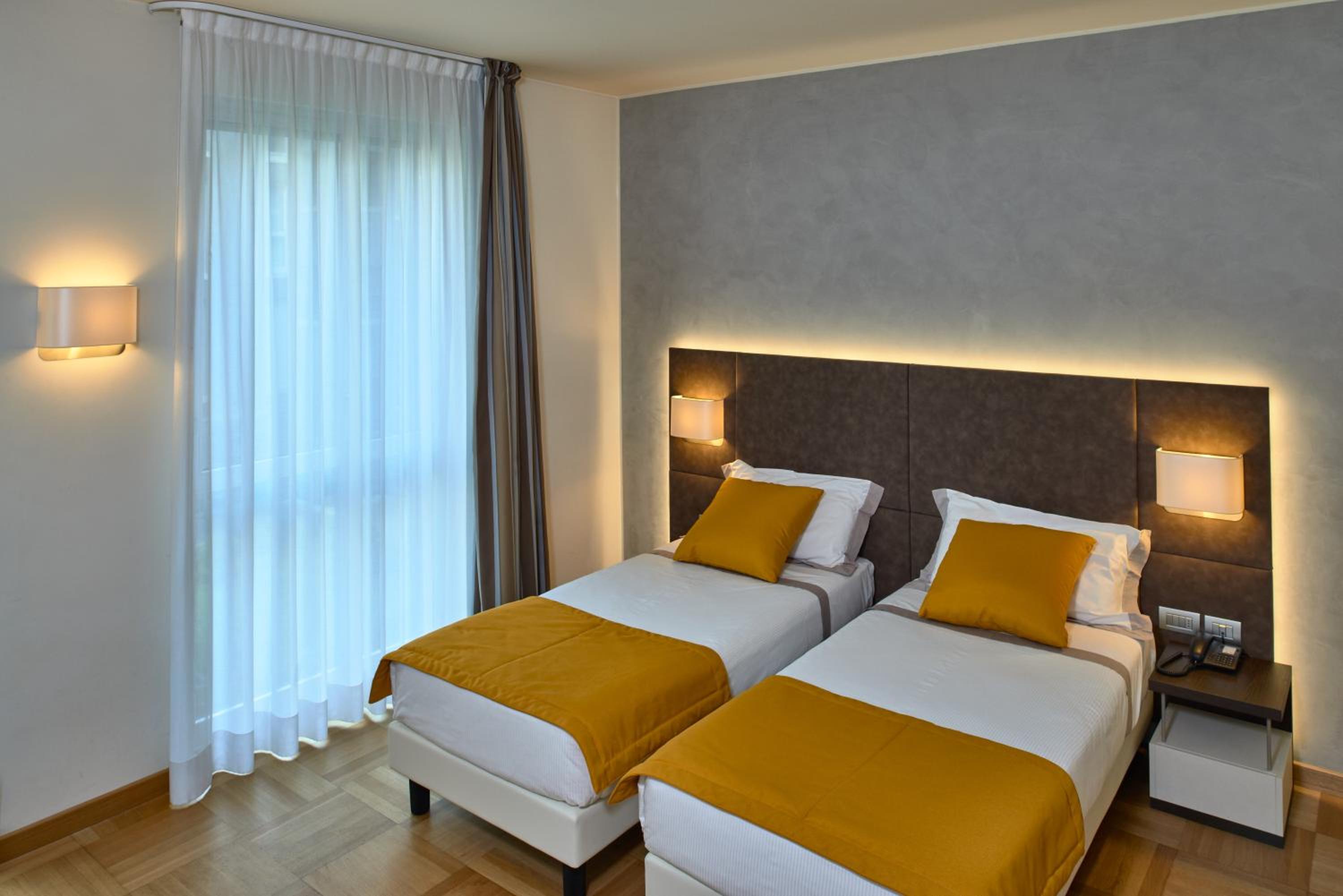 Superior Double or Twin Room - Photo 7