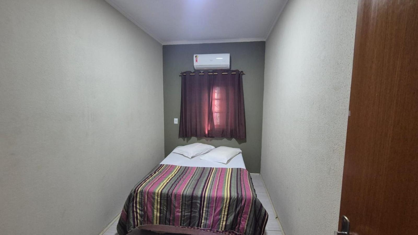 Twin Room with Shared Toilet photo 2