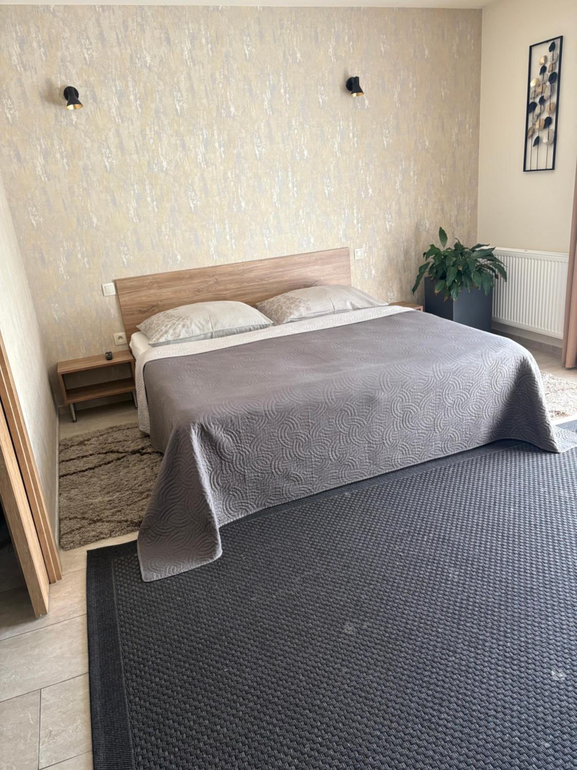 Suite Apartment - Photo 4