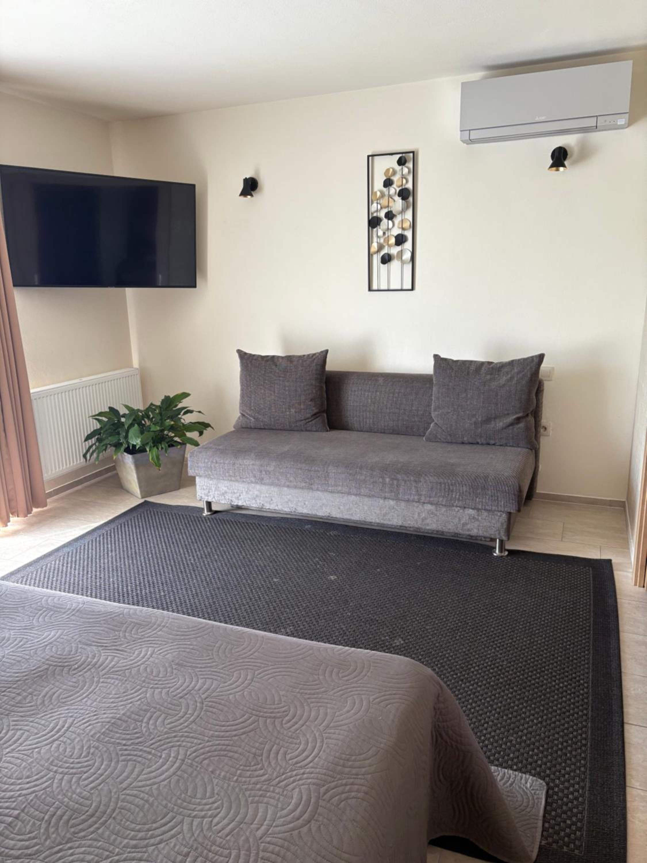 Suite Apartment - Photo 3