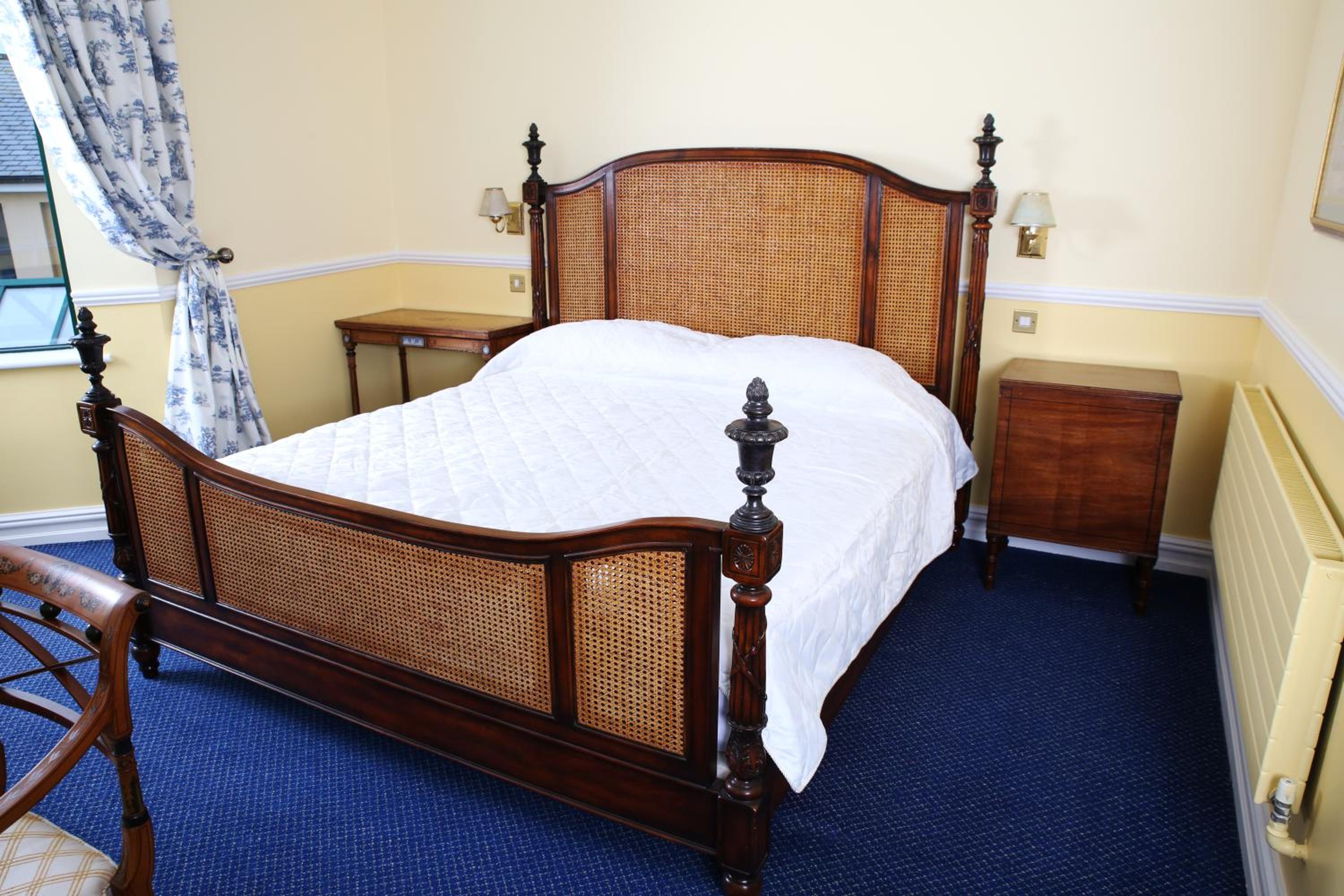 Deluxe King Room photo 1