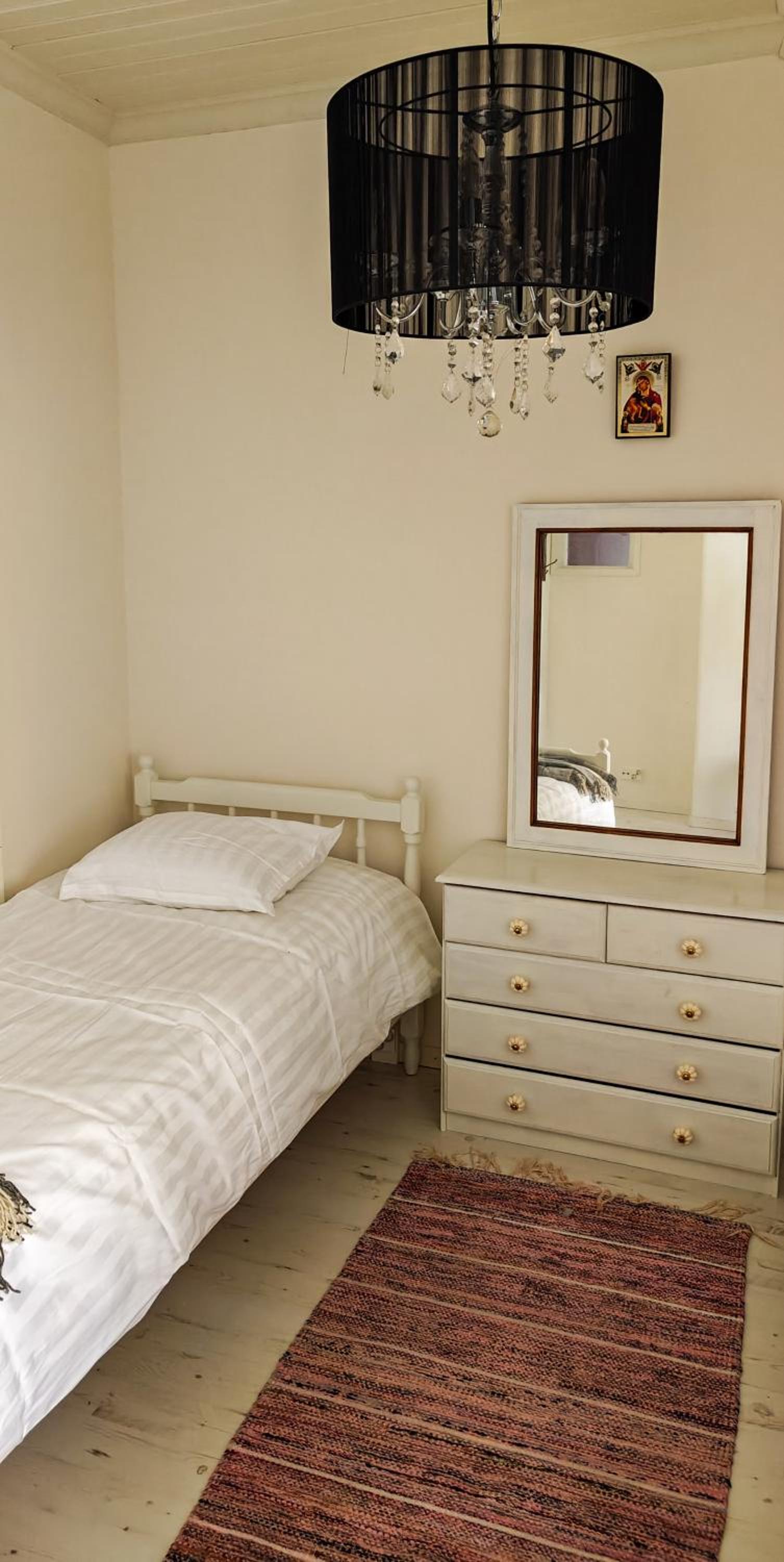Twin Room with Shared Bathroom photo 1