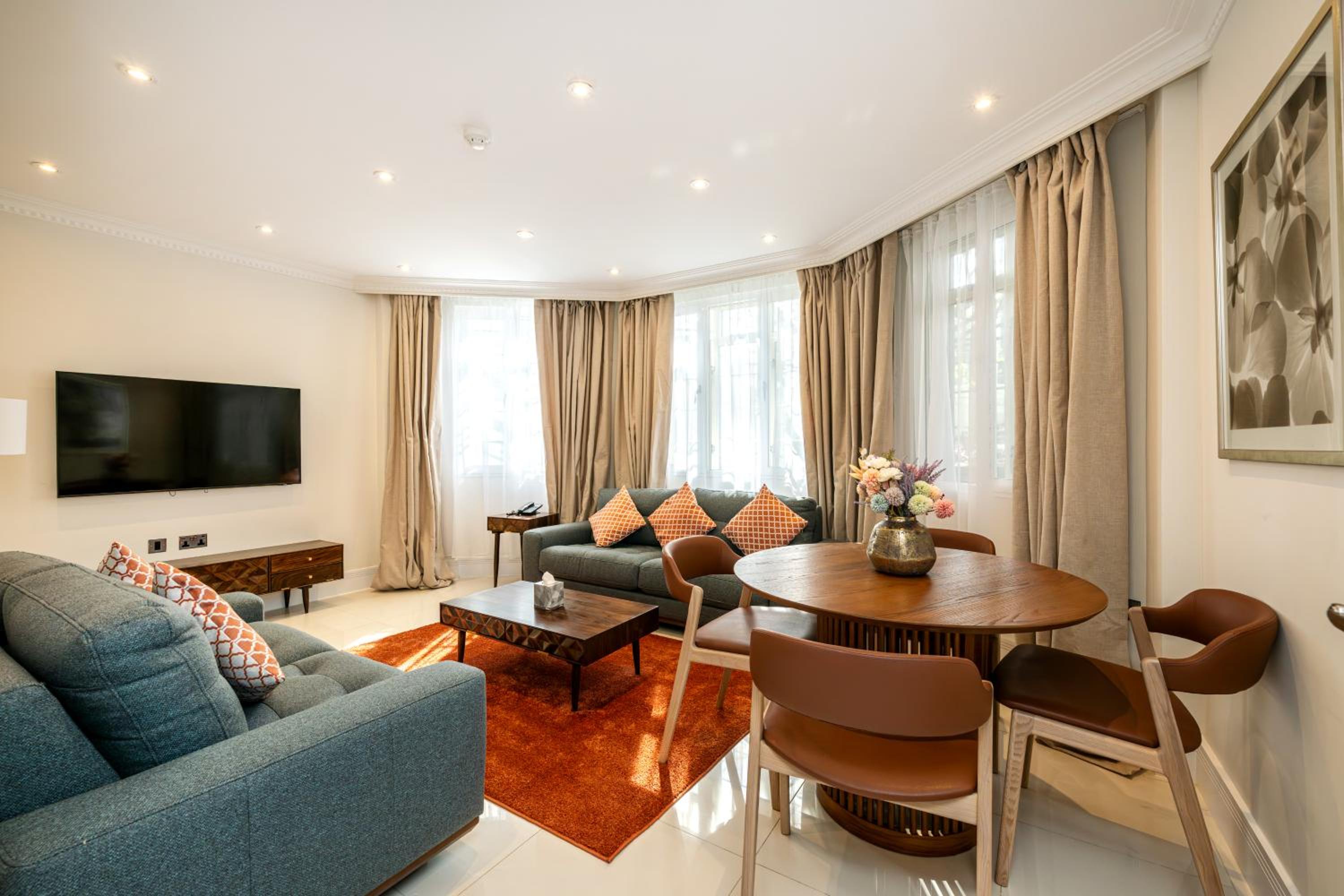 Two-Bedroom Standard Apartment - Lower Ground Floor photo 1