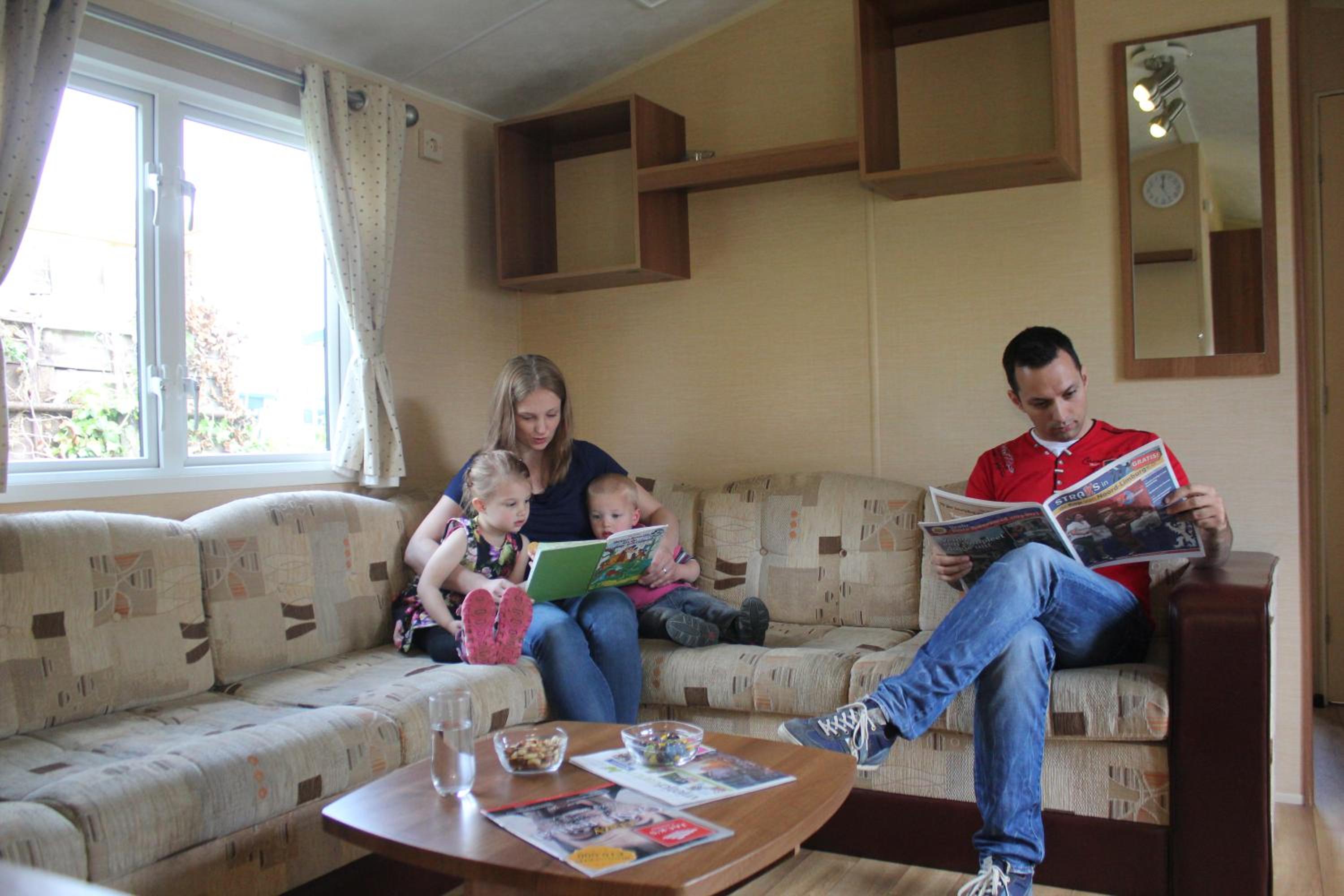 Mobile Home photo 2