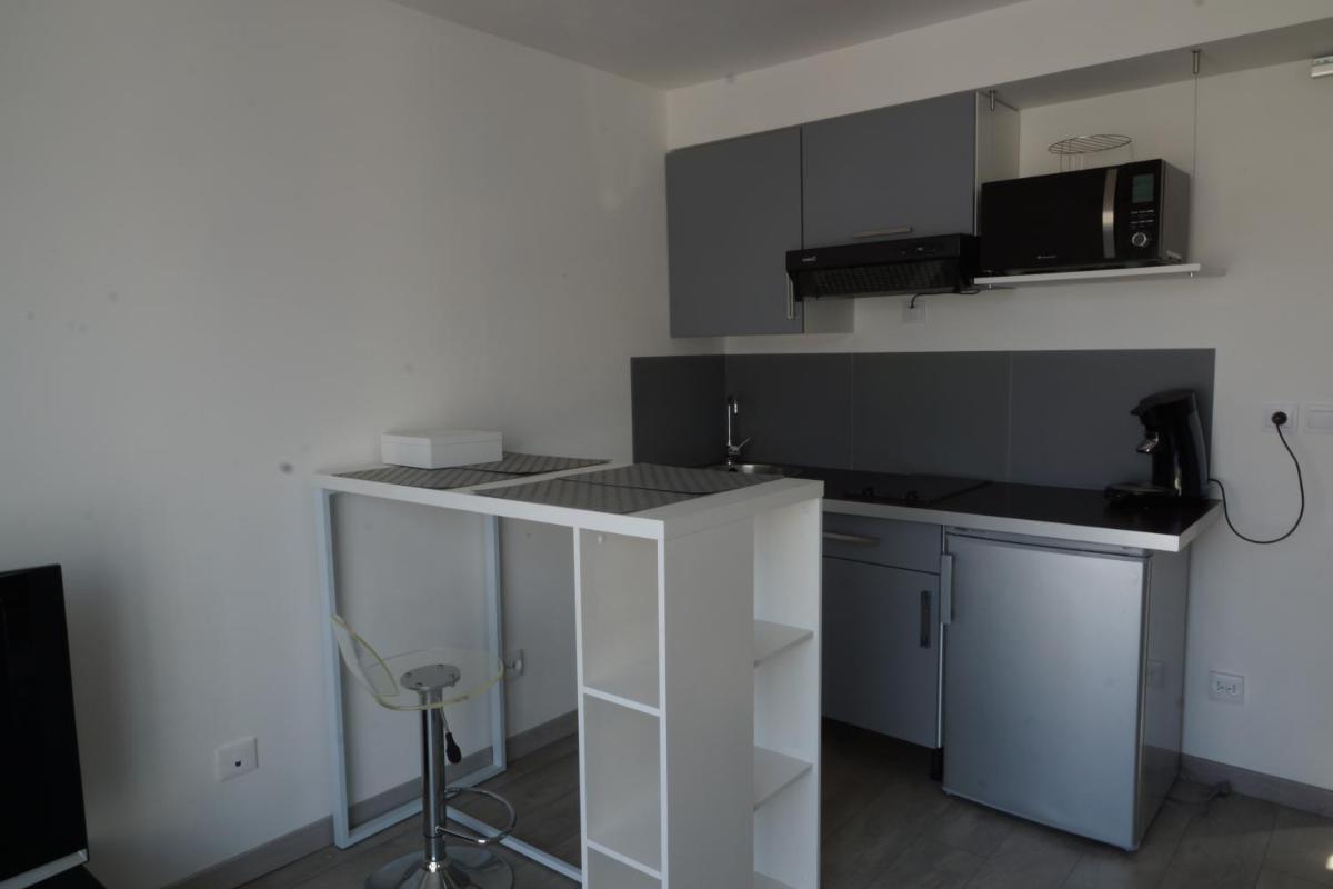 Apartment with Terrace photo 3