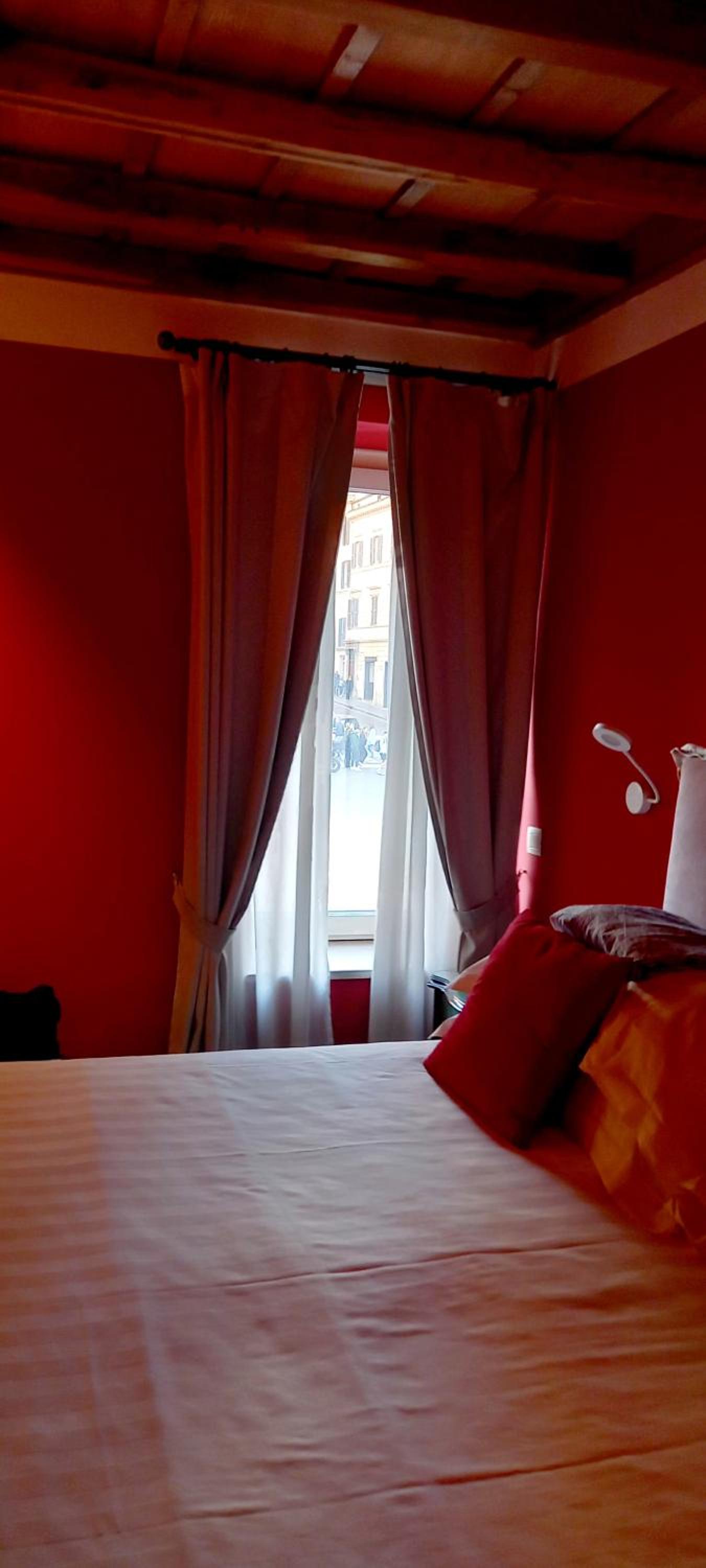 Superior King Room photo 3