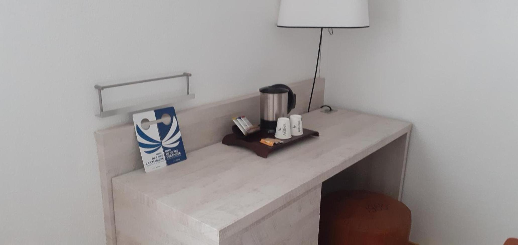 Twin Room - Photo 8