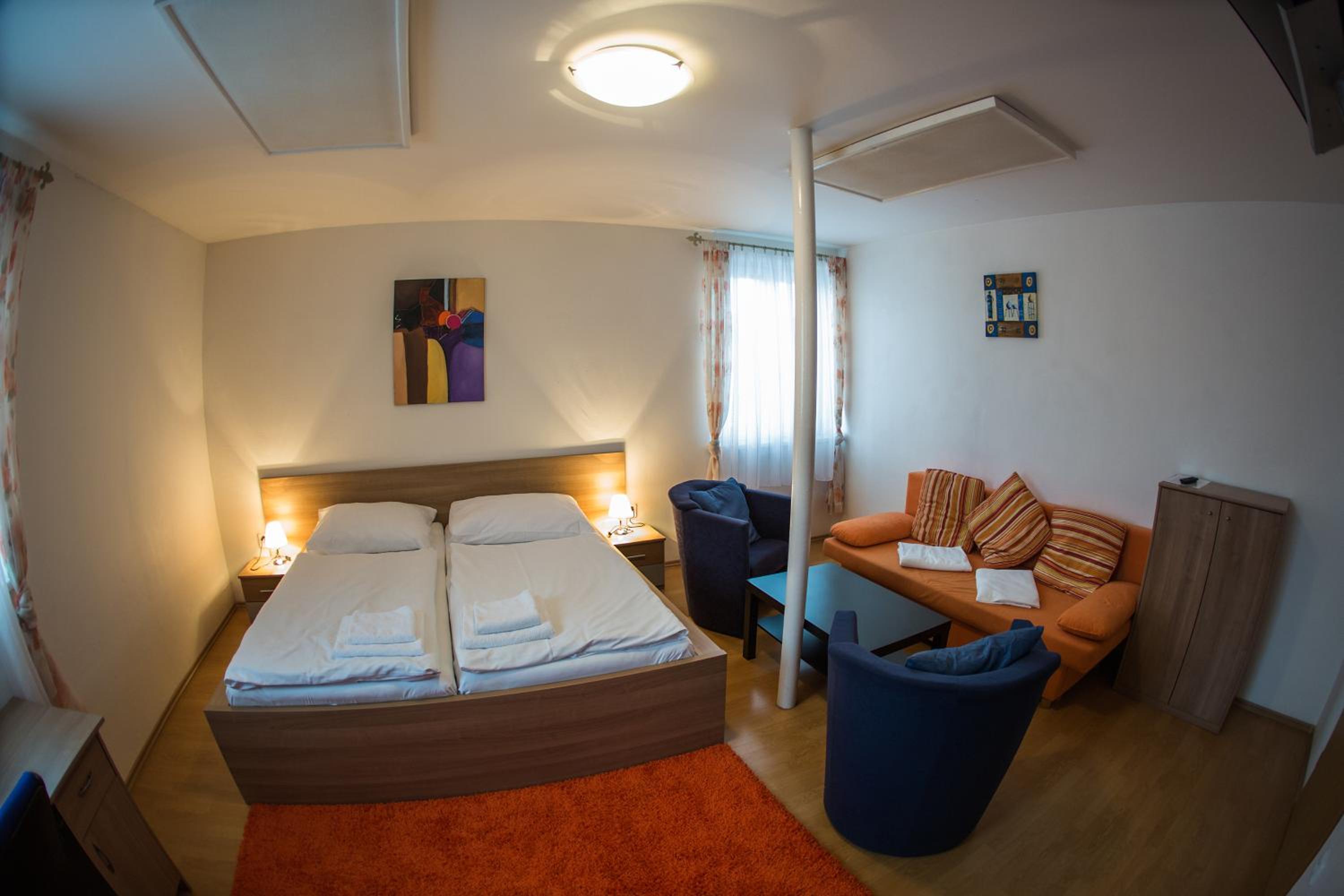 Triple Room photo 3