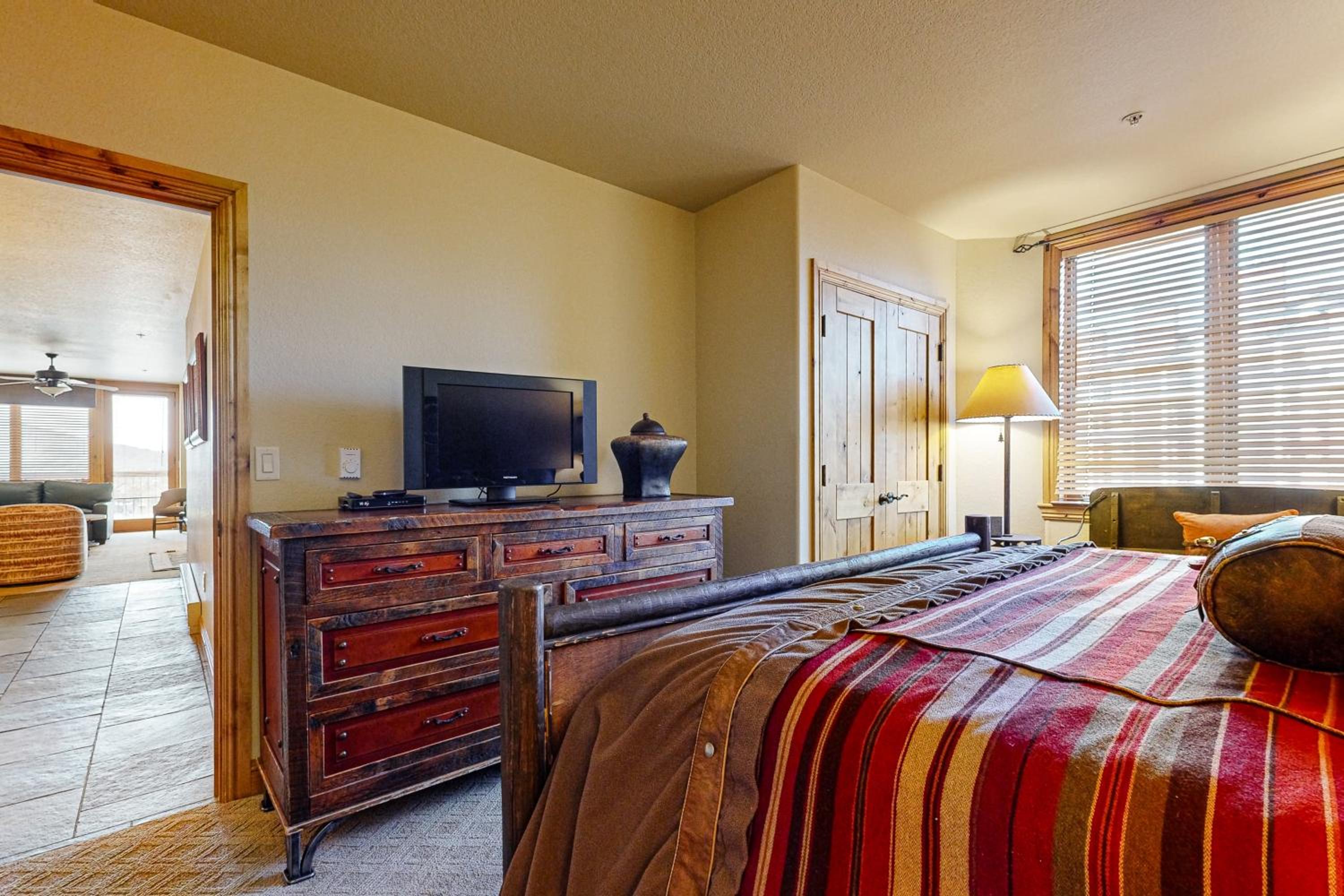 Deluxe Apartment photo 2