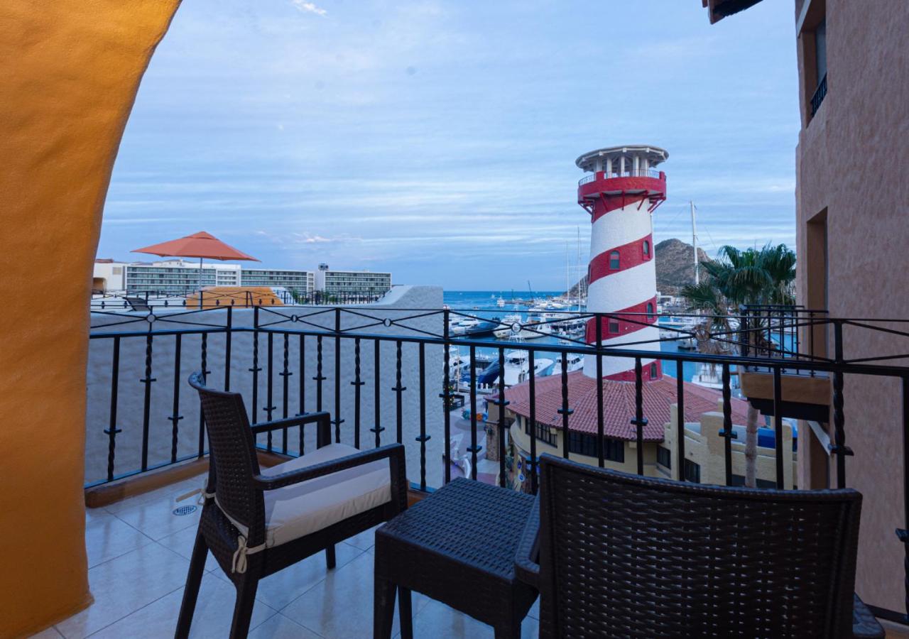 Superior Suite with Sea View - Photo 3