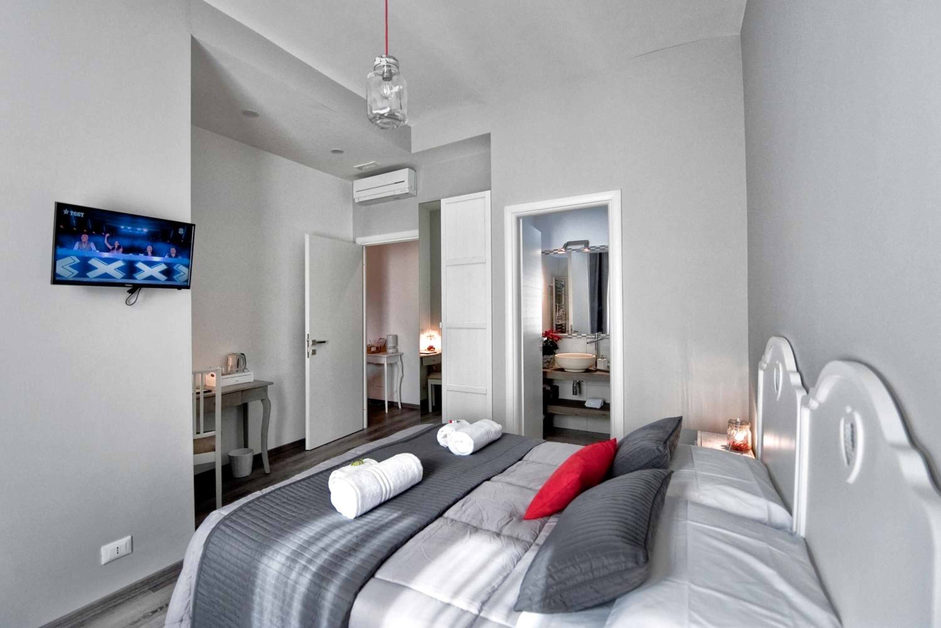 Deluxe Room - Bell 8 photo 3