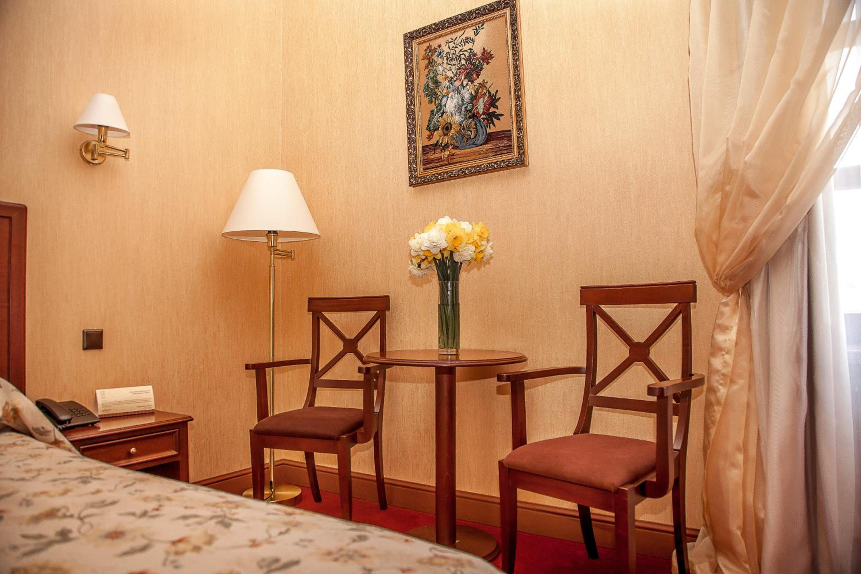 Standard Double Room photo 3