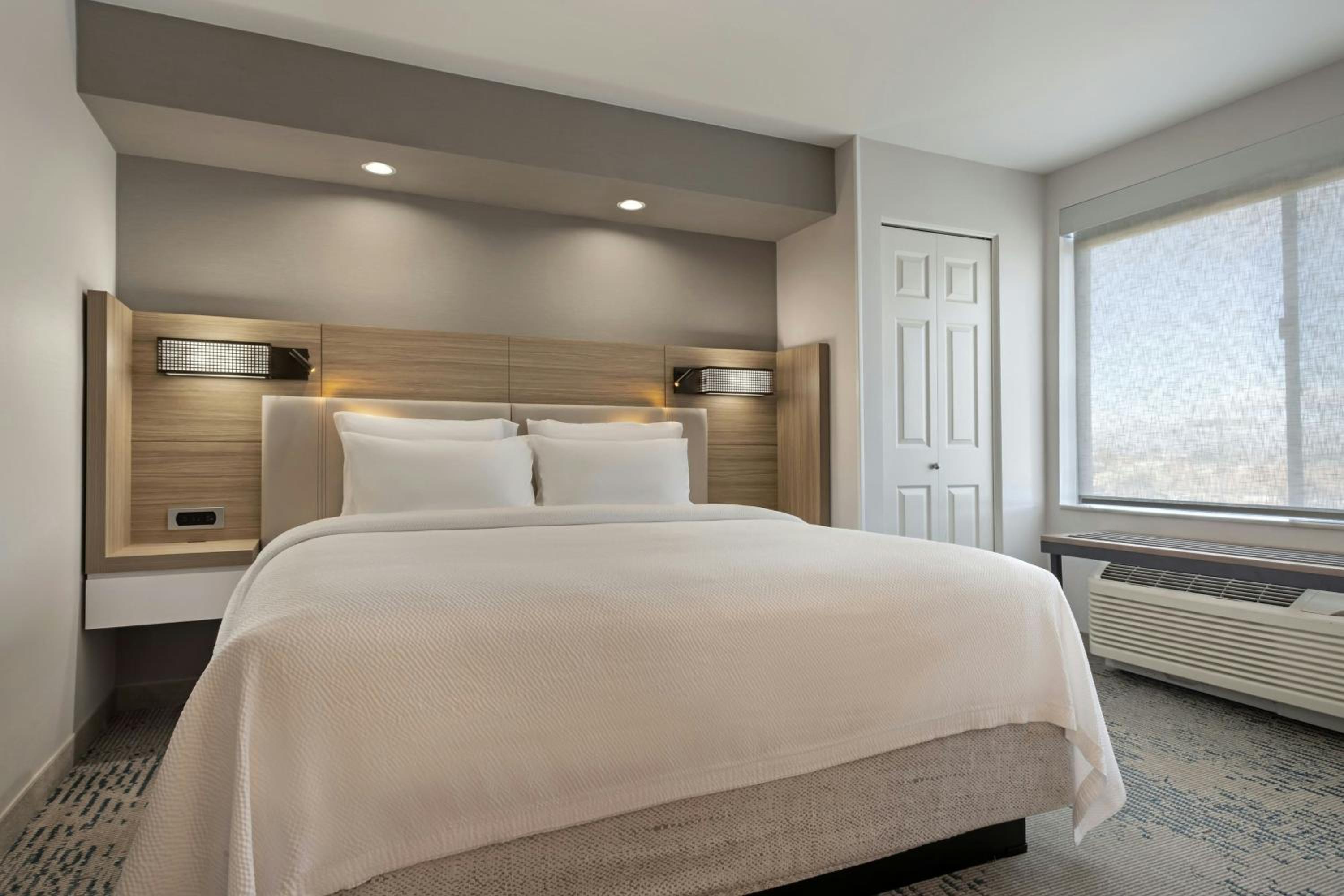 King Suite with Sofa Bed and Roll-in Shower - Mobility and Hearing Accessible photo 3