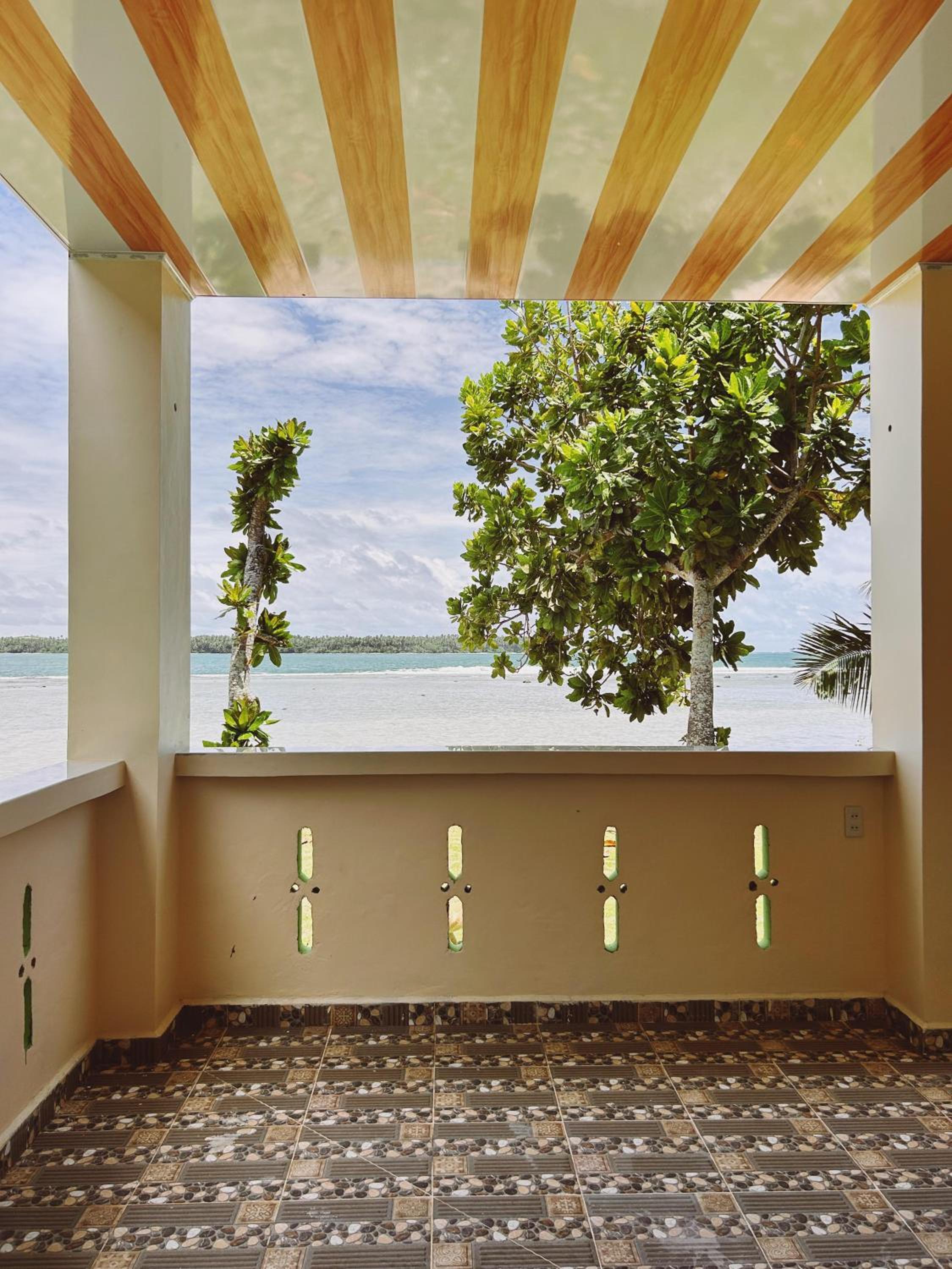 Deluxe Twin Room with Sea View - Photo 5