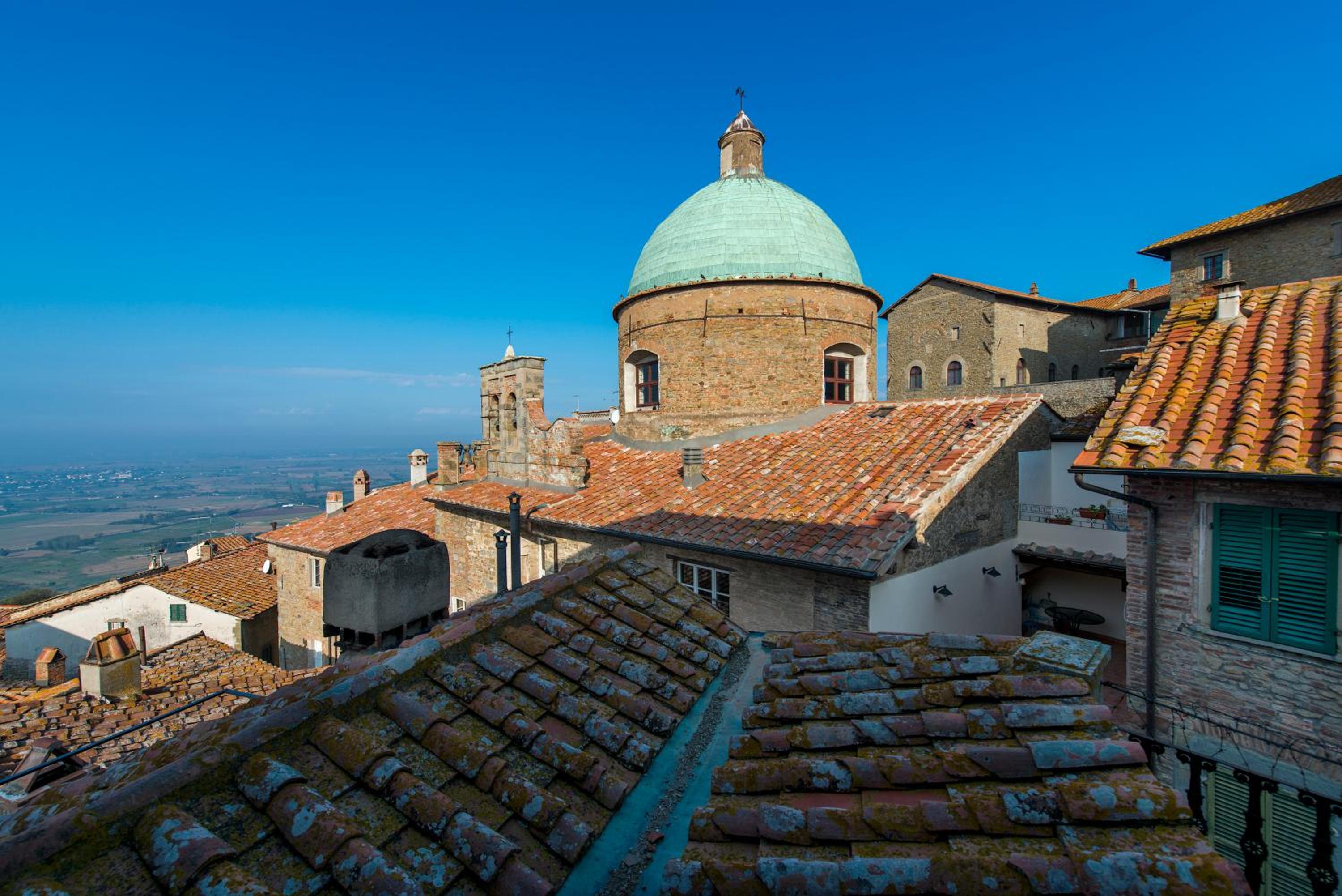 Superior Double or Twin Room with View - Photo 4