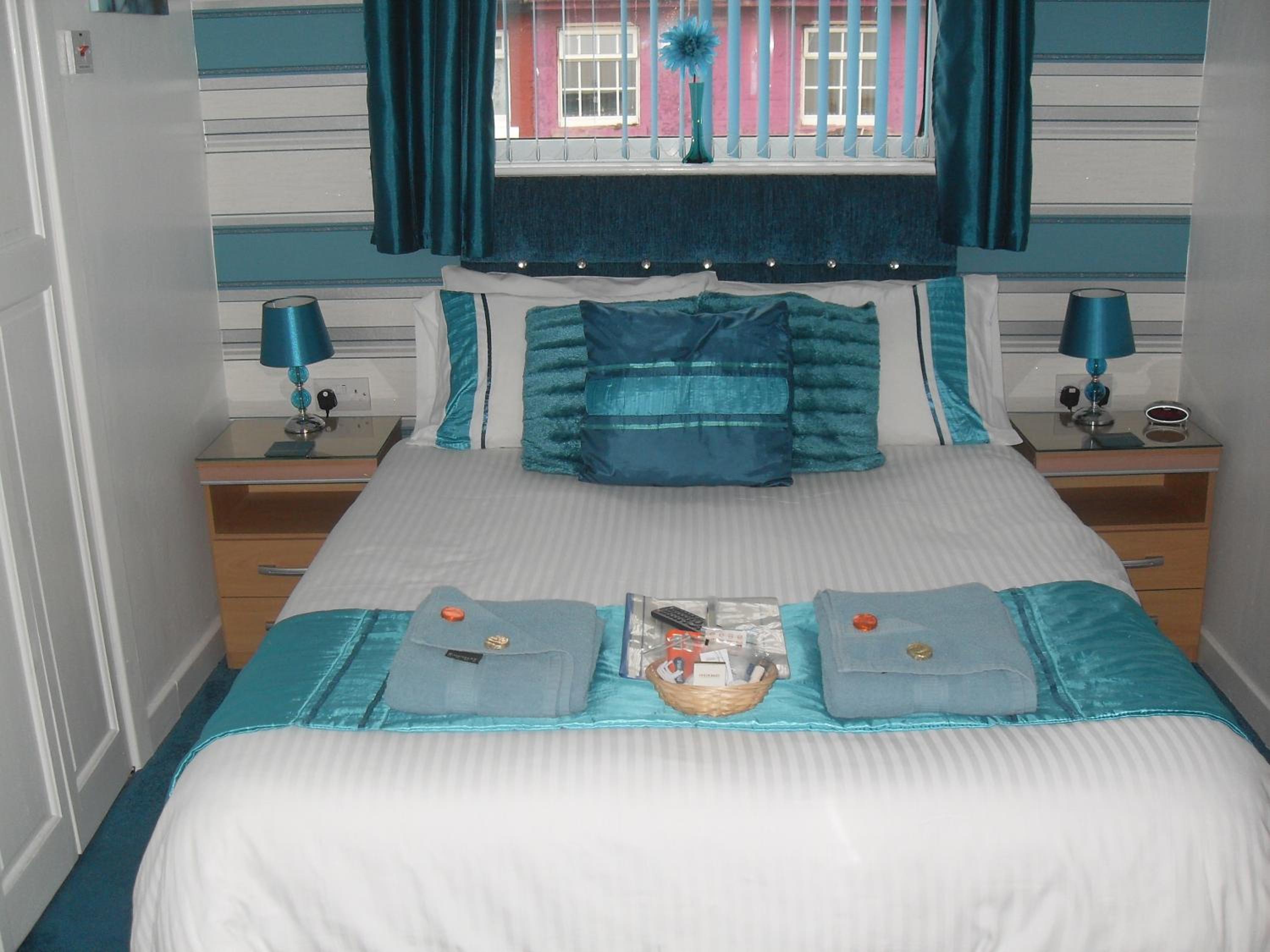 Double Room - Photo 5