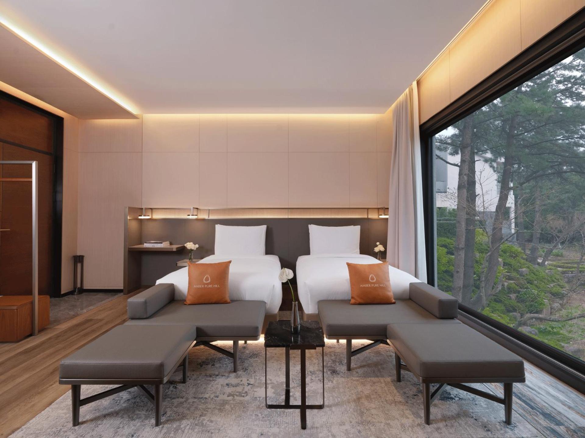 [24hr stay, 12pm Check-in & check-out] Hill Amber Twin with Private Jacuzzi - Photo 4