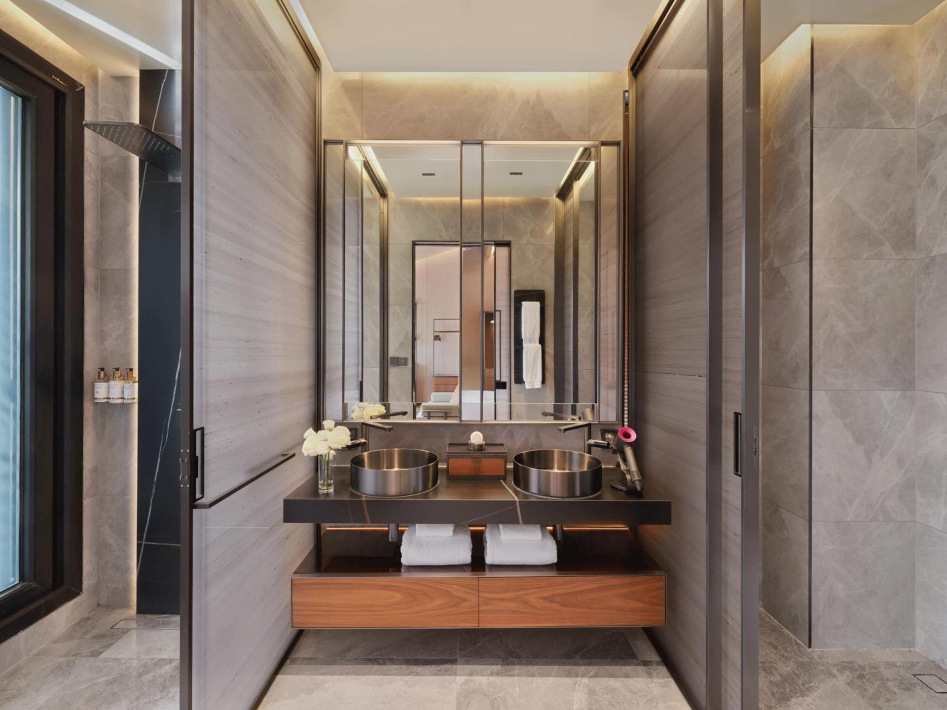 [24hr stay, 12pm Check-in & check-out] Hill Amber Twin with Private Jacuzzi - Photo 5