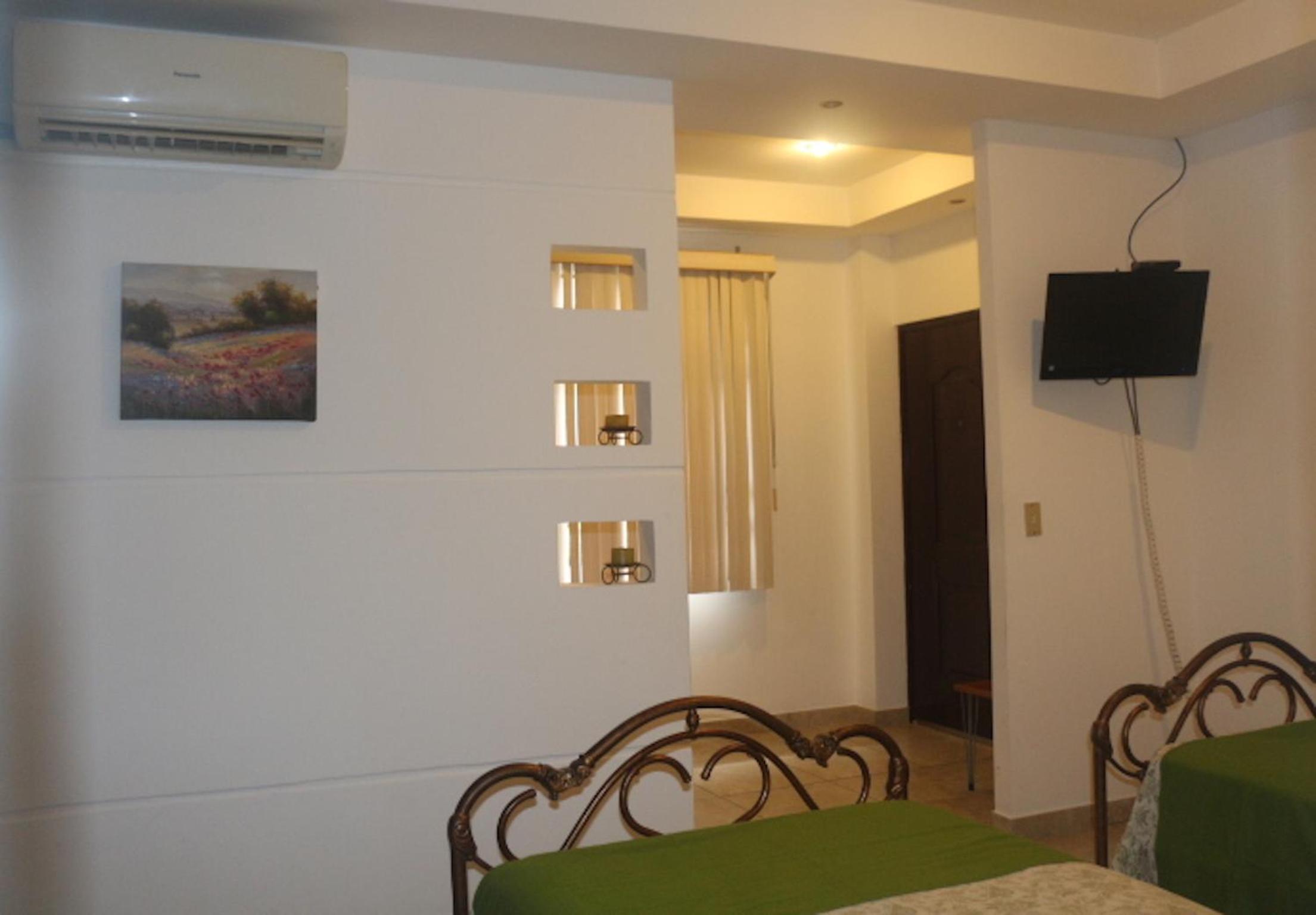 Premium Suite two beds photo 3