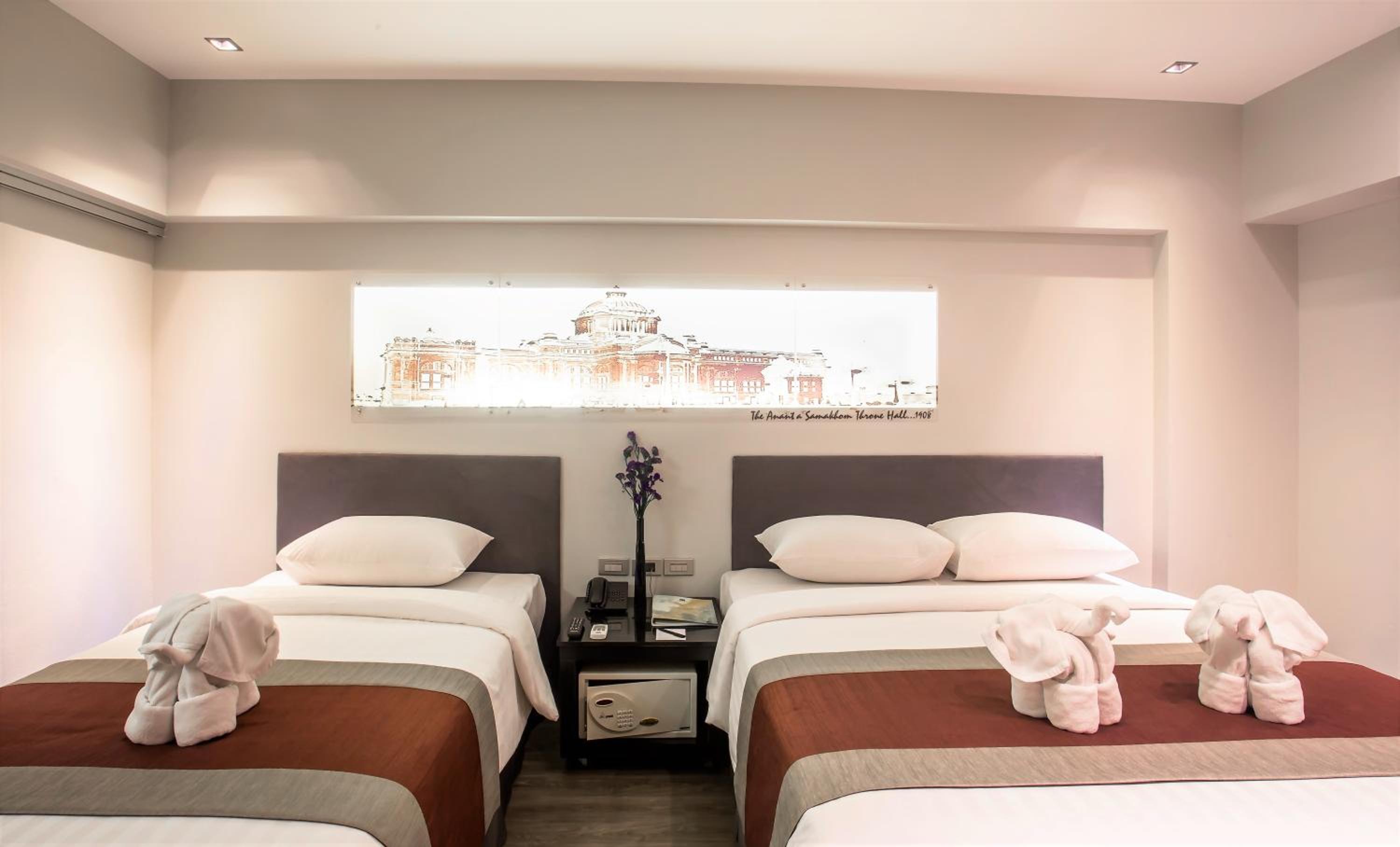Deluxe Canal Triple Room photo 3