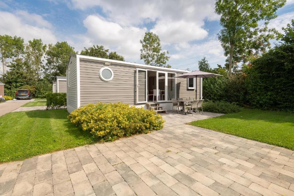 Mobile Home photo 1