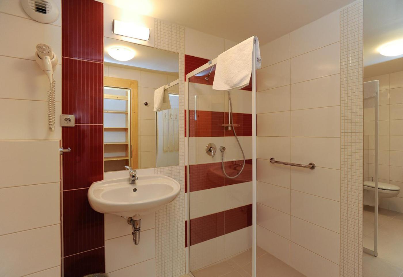 Standard Double or Twin Room with Balcony photo 3