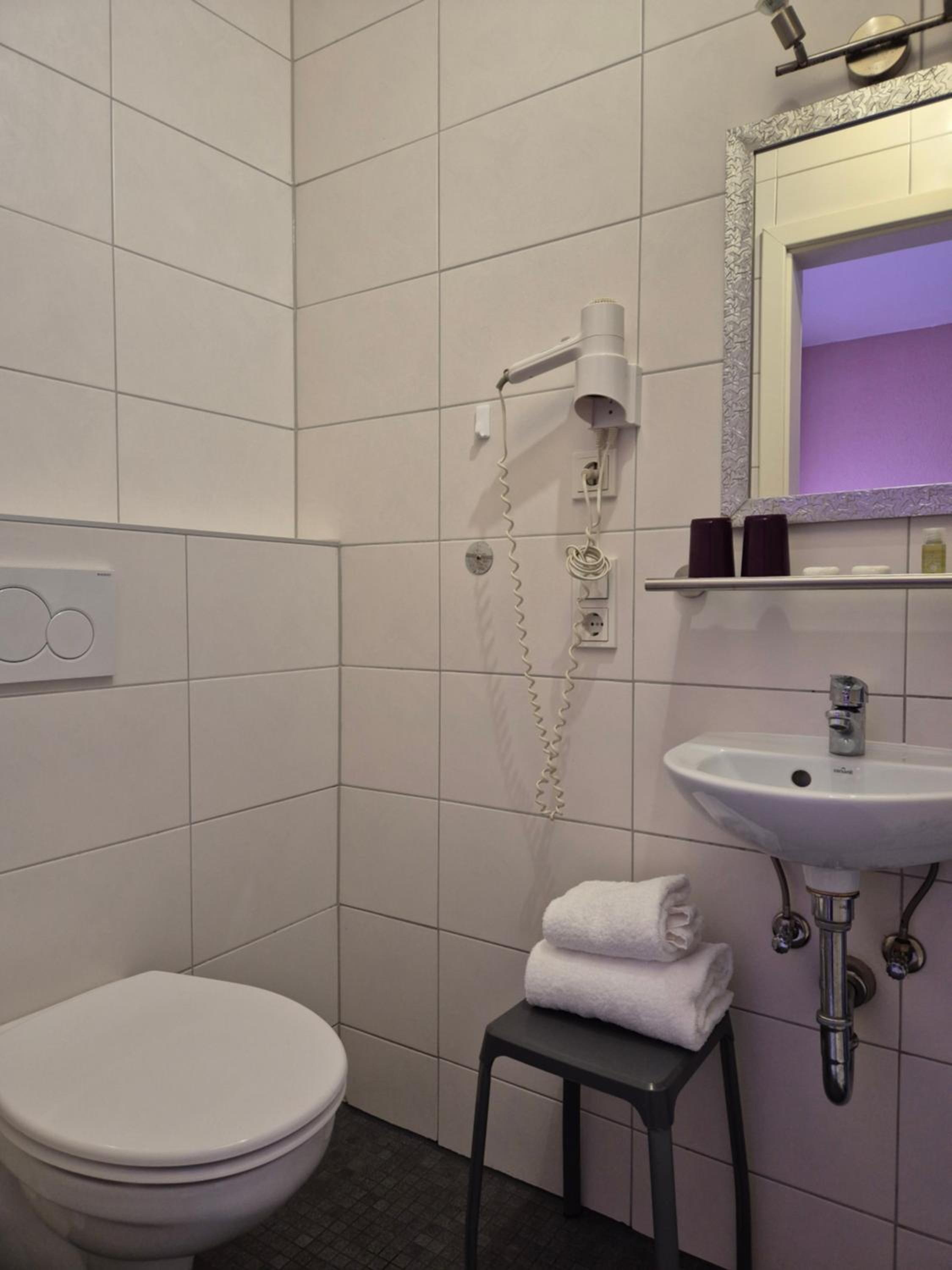 Triple Room with Shower photo 3