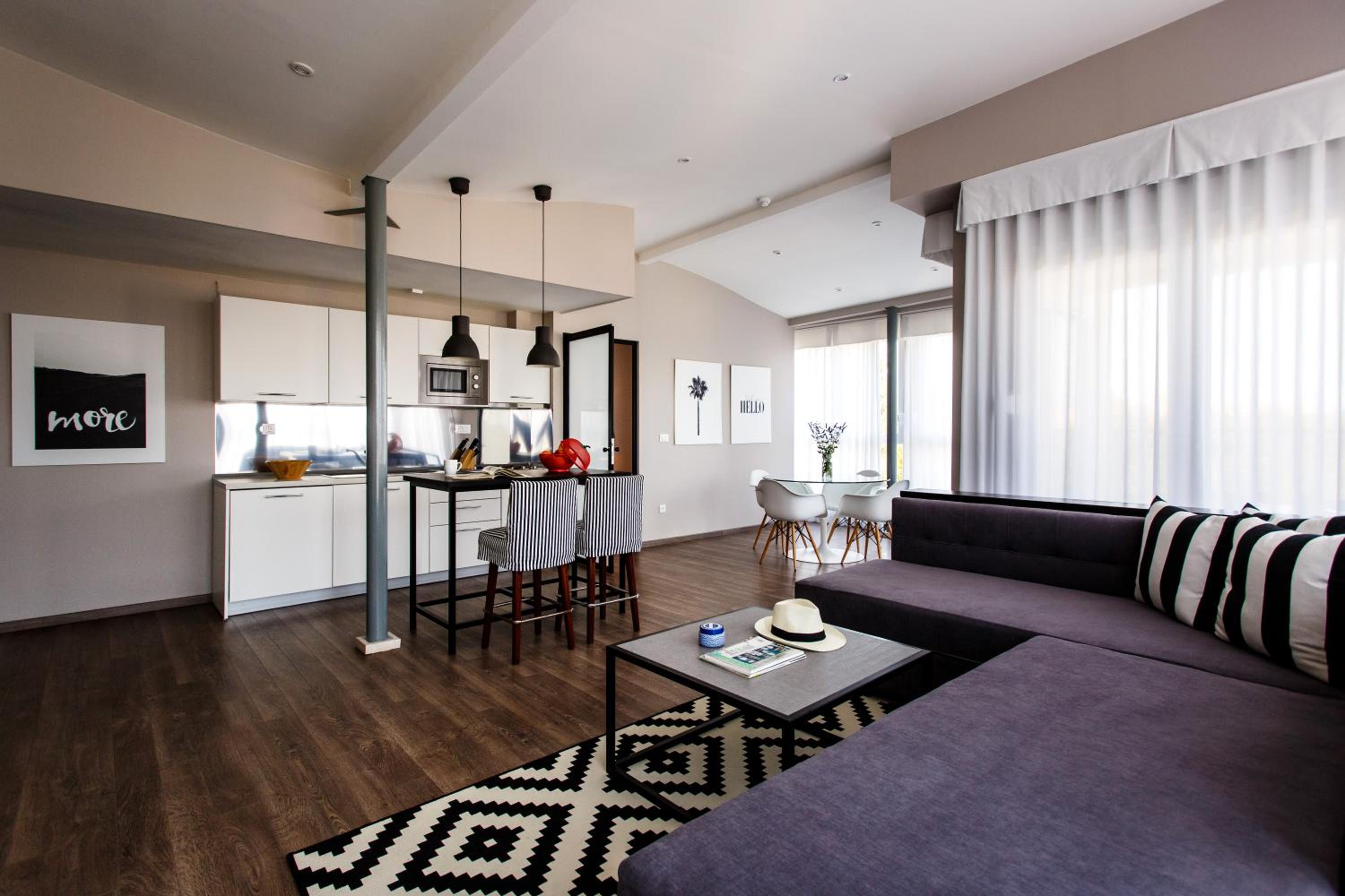 Penthouse Apartment photo 2