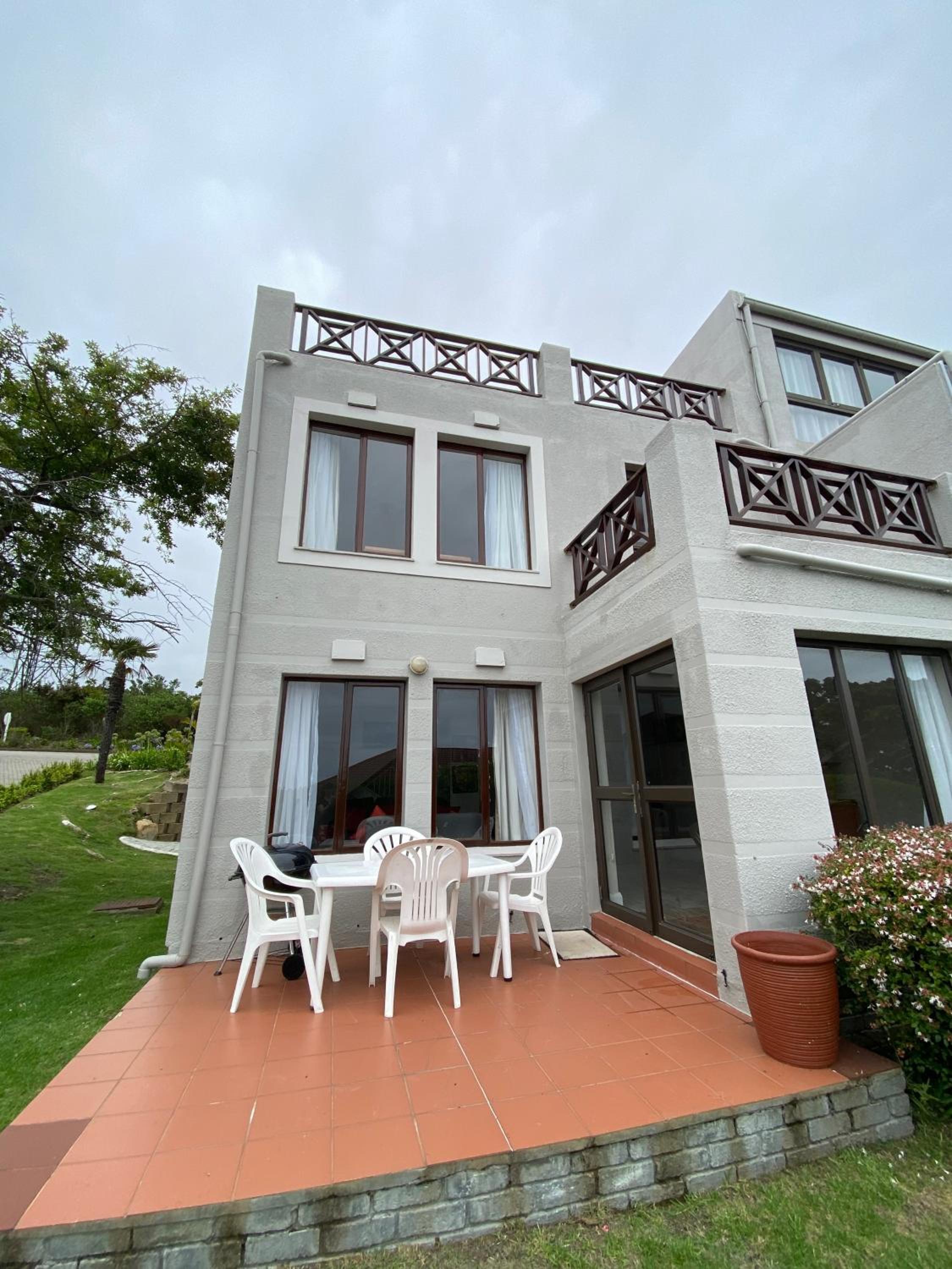 Three-Bedroom Standard Apartment