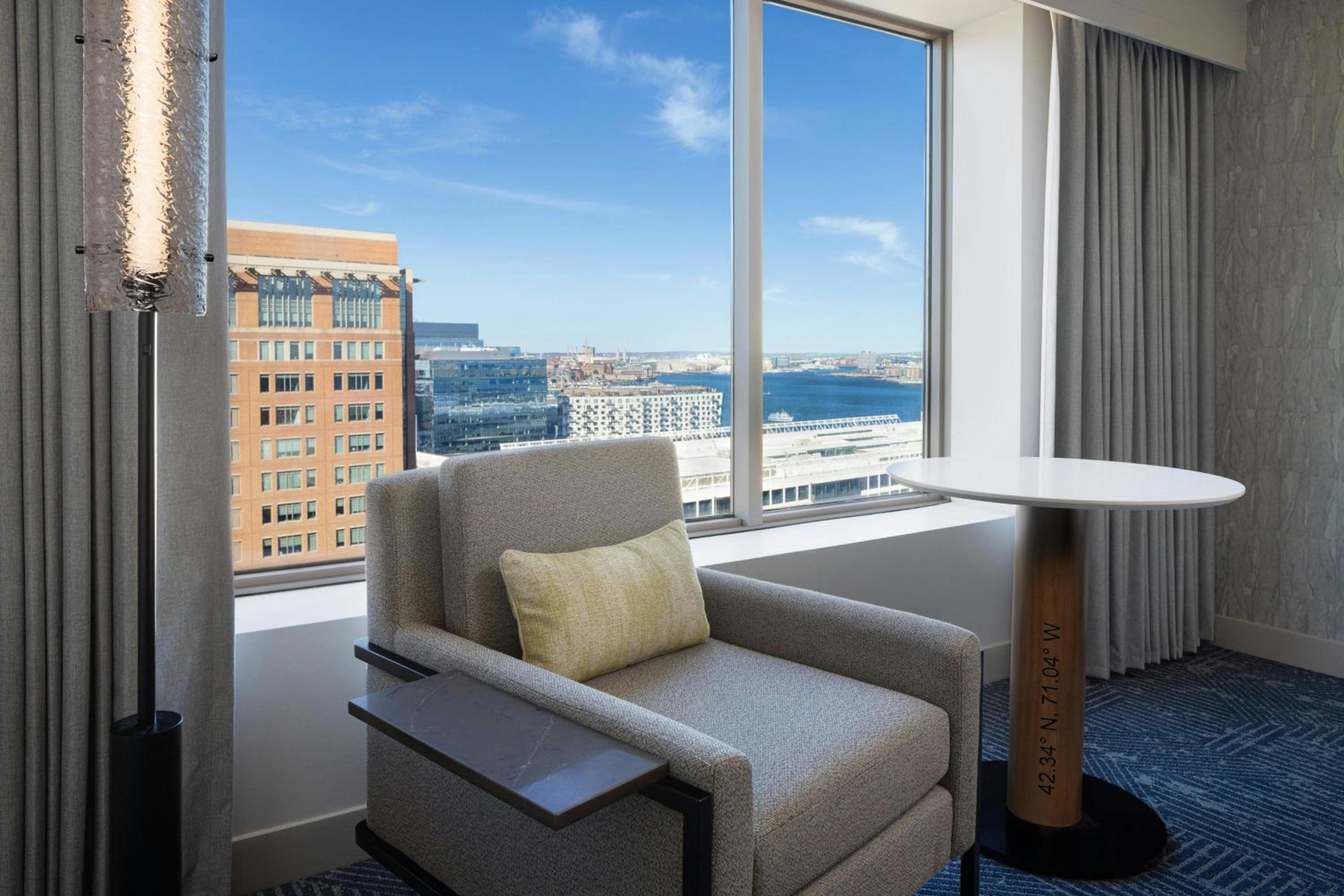 Double Room with Two Double Beds, Harbor View and Adapted Tub - Mobility and Hearing Accessible