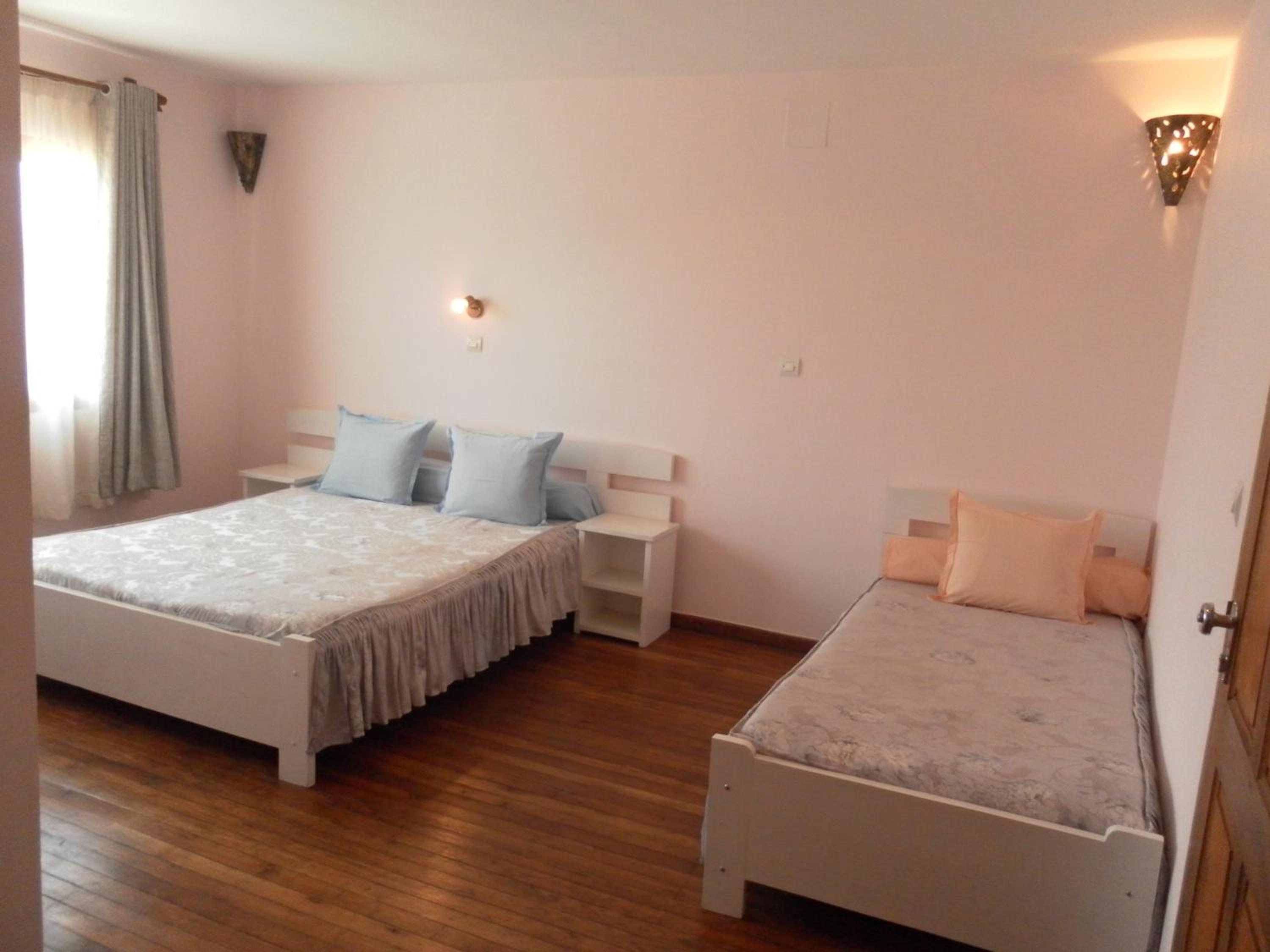 Standard Triple Room photo 2