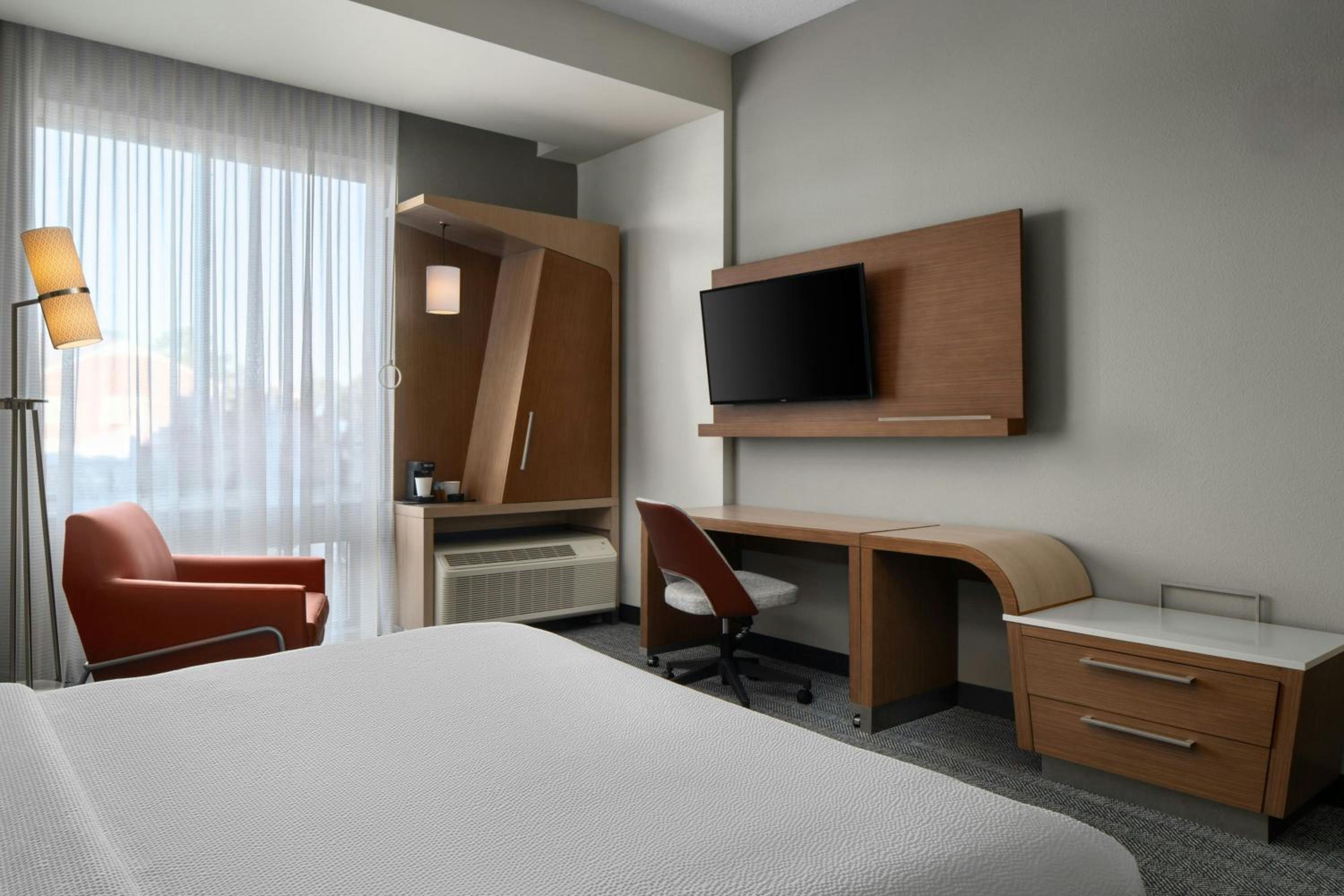 Courtyard By Marriott Fayetteville Fort Bragg Spring Lake, Zdjęcie 2