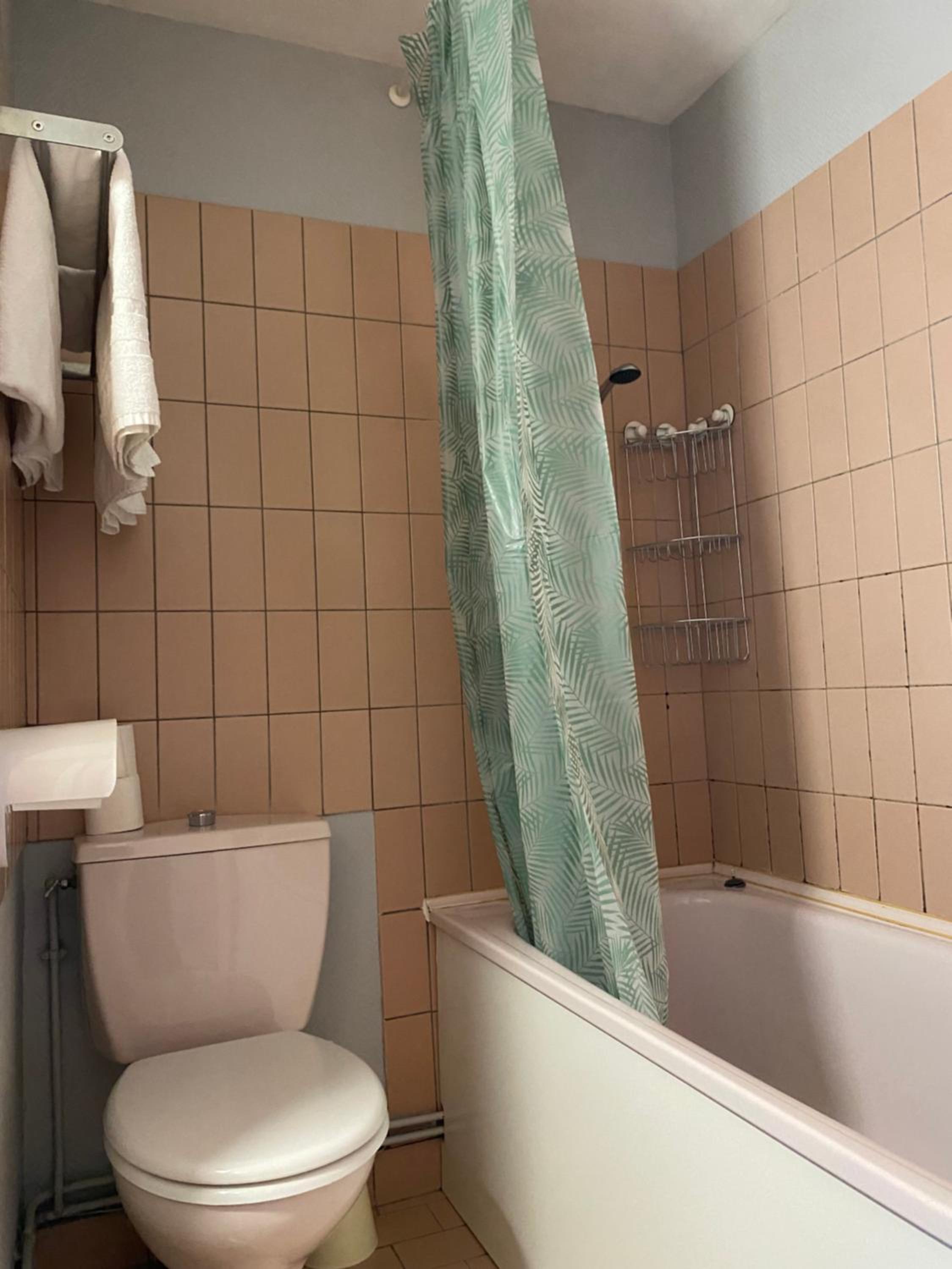 Double or Twin Room with Sea View - Photo 6