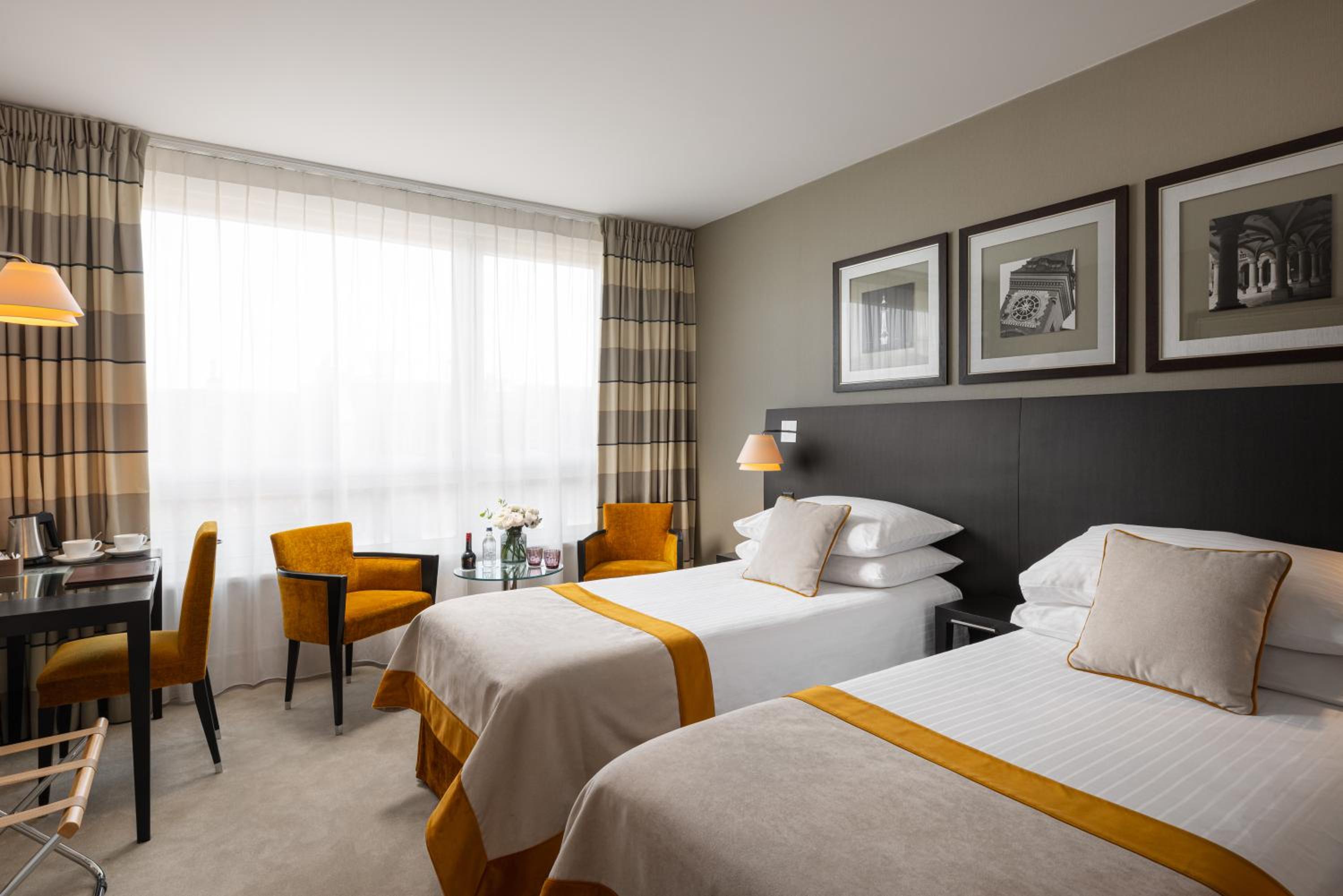 Signature Room