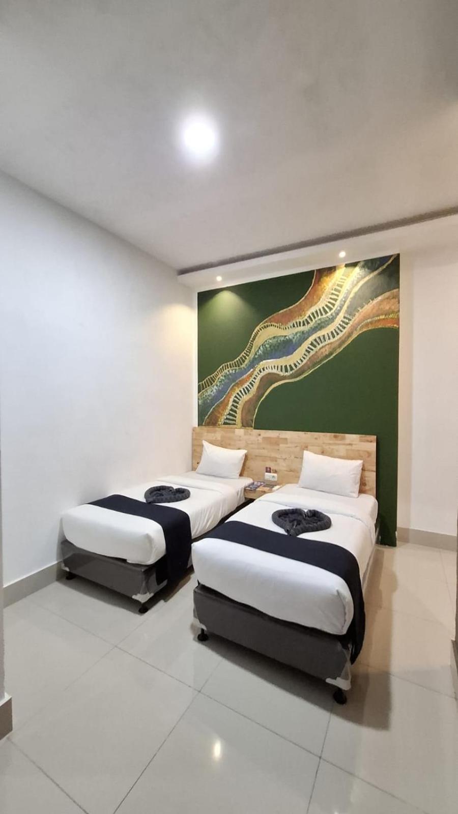 Deluxe Twin Room photo 2