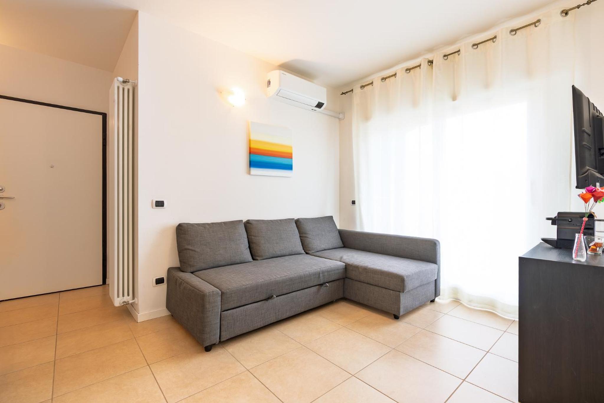 One-Bedroom Apartment