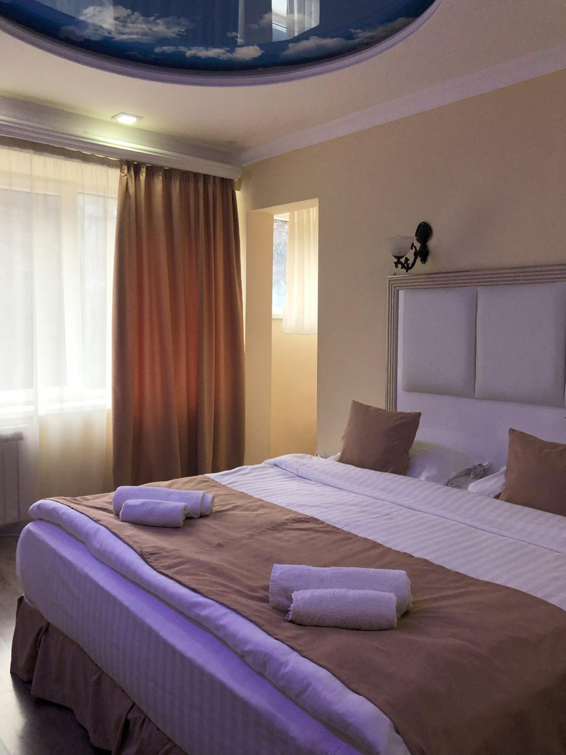 Superior Triple Room photo 2
