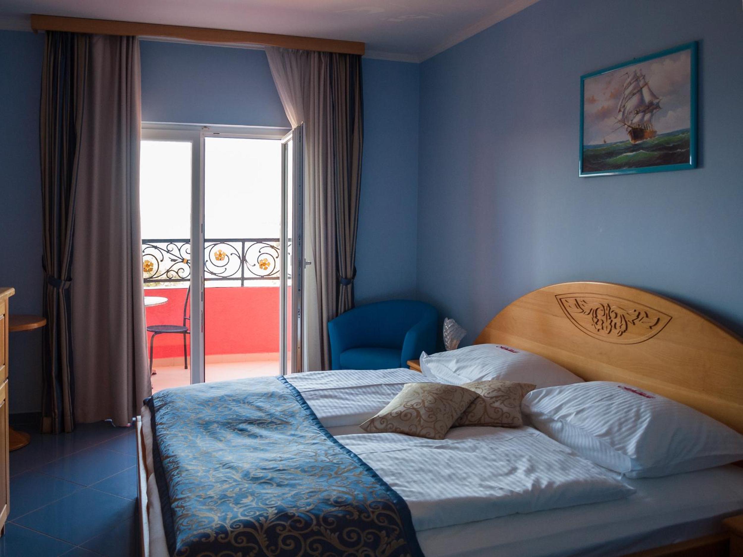 Standard Double Room with Balcony - Photo 1