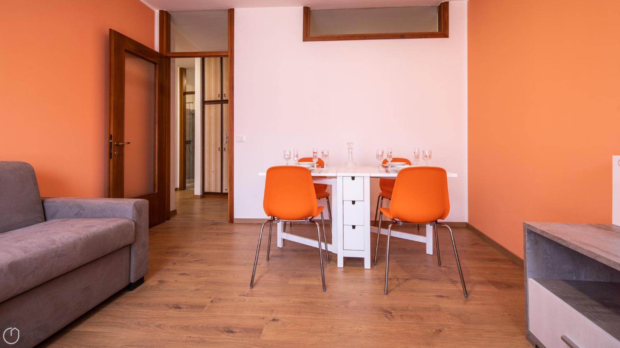 One-Bedroom Apartment photo 2