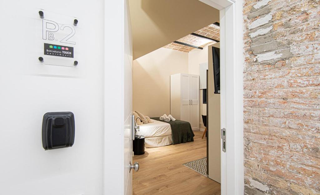 Studio with Sofa Bed - Photo 9