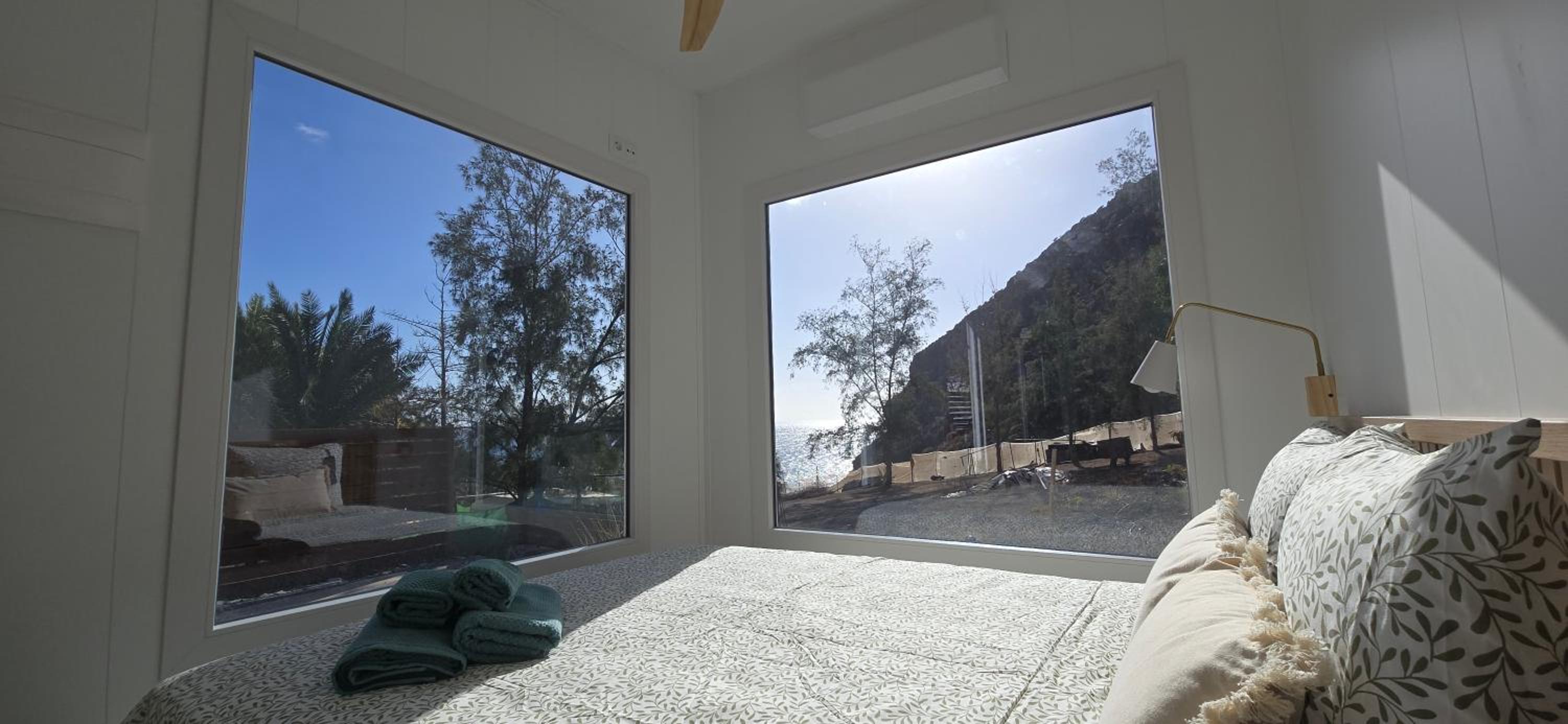 Mobile Home - Photo 8